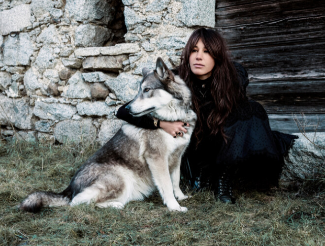 PIXIE AND THE WOLF : LA NOUVELLE COLLECTION SAUVAGE DE GINETTE NY