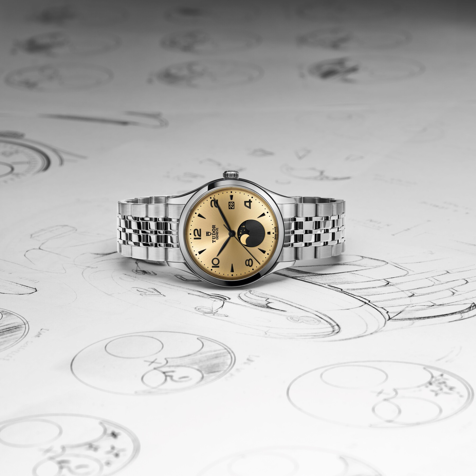tudor 1926 luna champagne