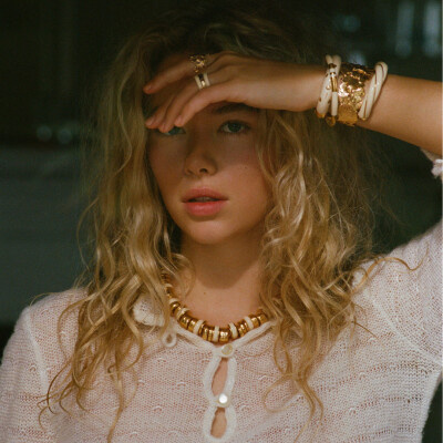 Bracelet Aurélie Bidermann Diana en métal doré et résine