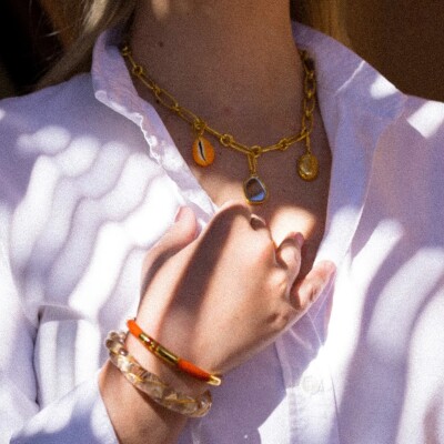 Collier Noisette bar à charms