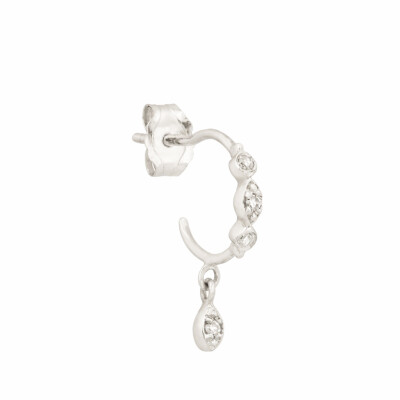 Boucles d'oreilles unité créoles en or blanc serties de diamants et ornées d'un œil pendant