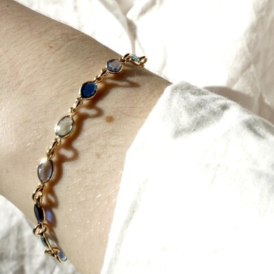 Bracelet en plaqué or et cristal, 18cm