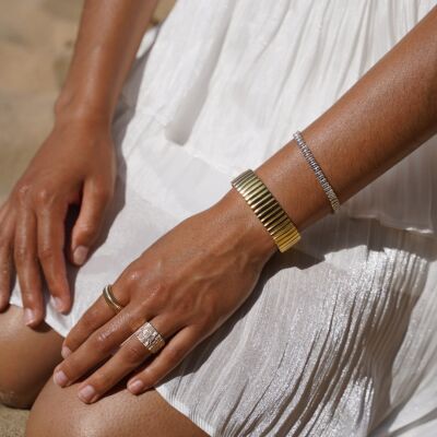 Bracelet Lotus Urban Woman en acier doré et oxydes de zirconium