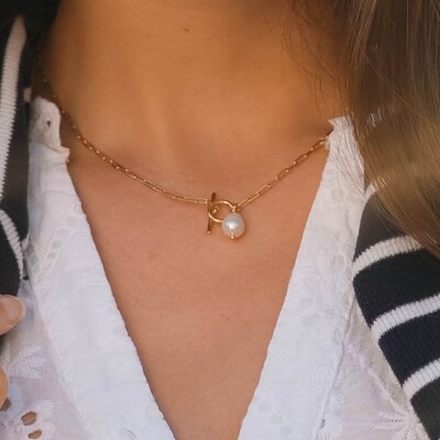 Collier en plaqué or et perle de culture, 45cm