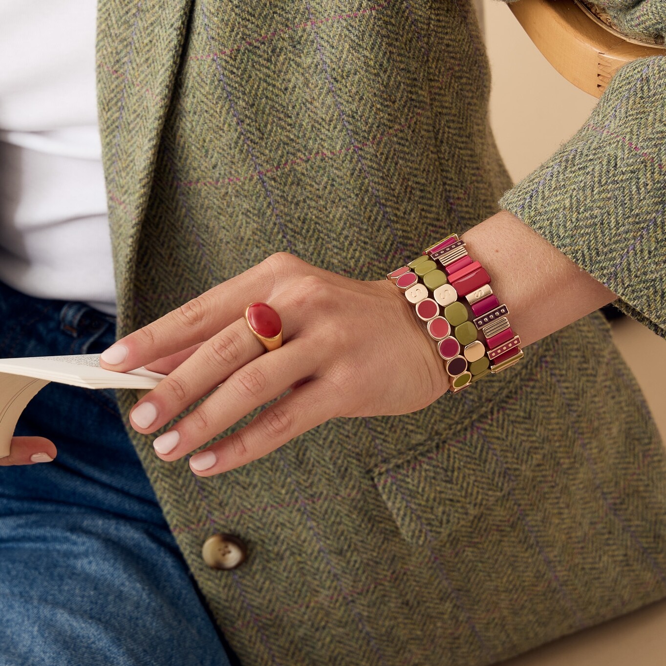 Bracelet Simone à Bordeaux Colorful en métal emaillé kaki clair vue 3