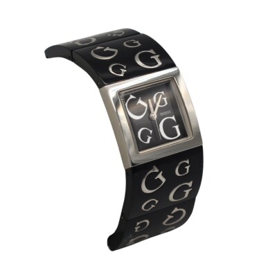 Guess en résine noir