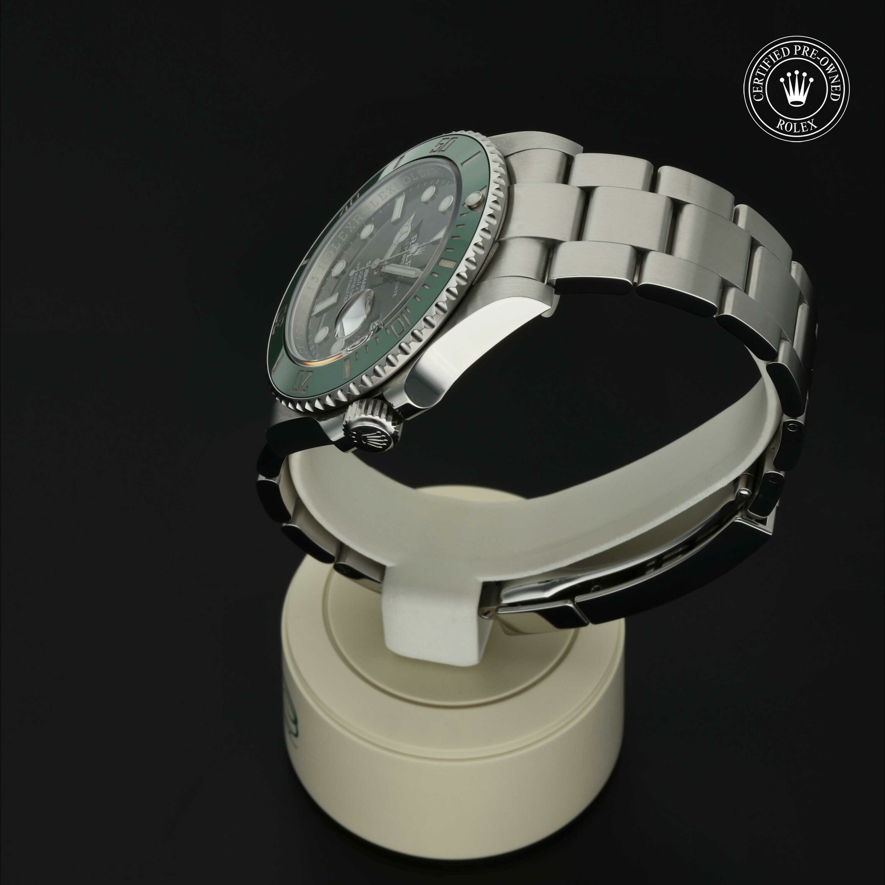 Rolex Submariner Date in Staal M126610LV-0002 at Hall of Time - vue 11
