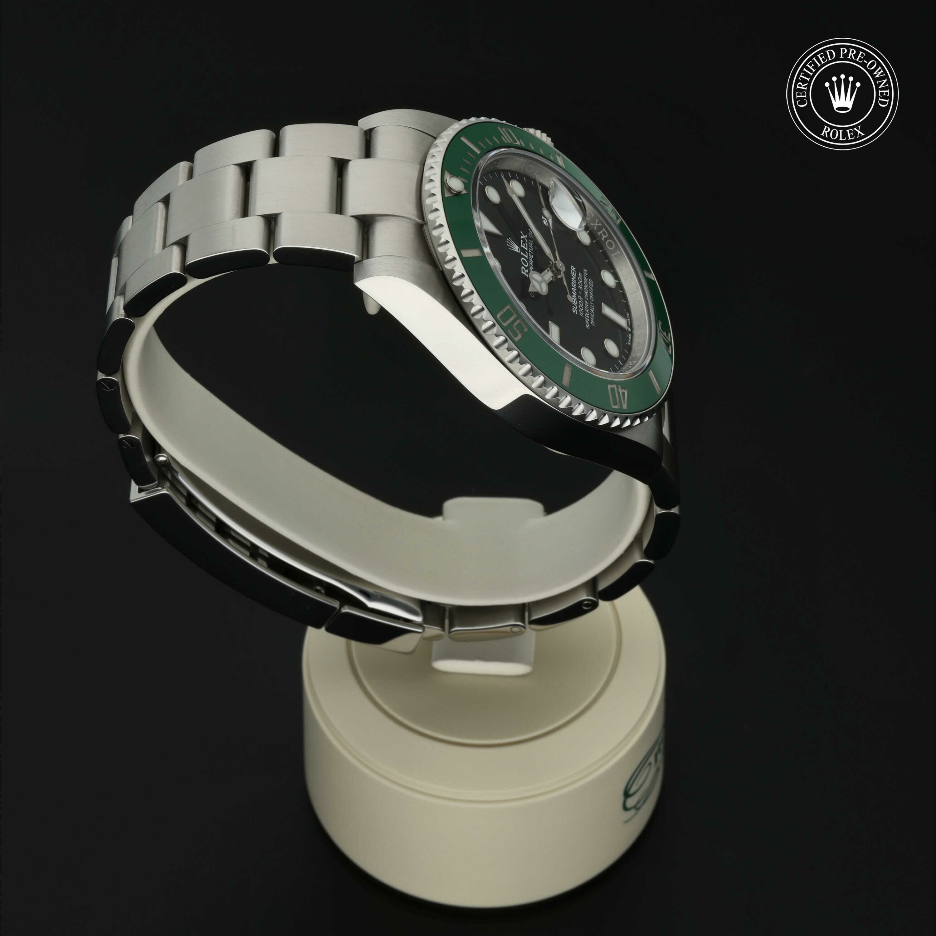 Rolex Submariner Date in Staal M126610LV-0002 at Hall of Time - vue 28