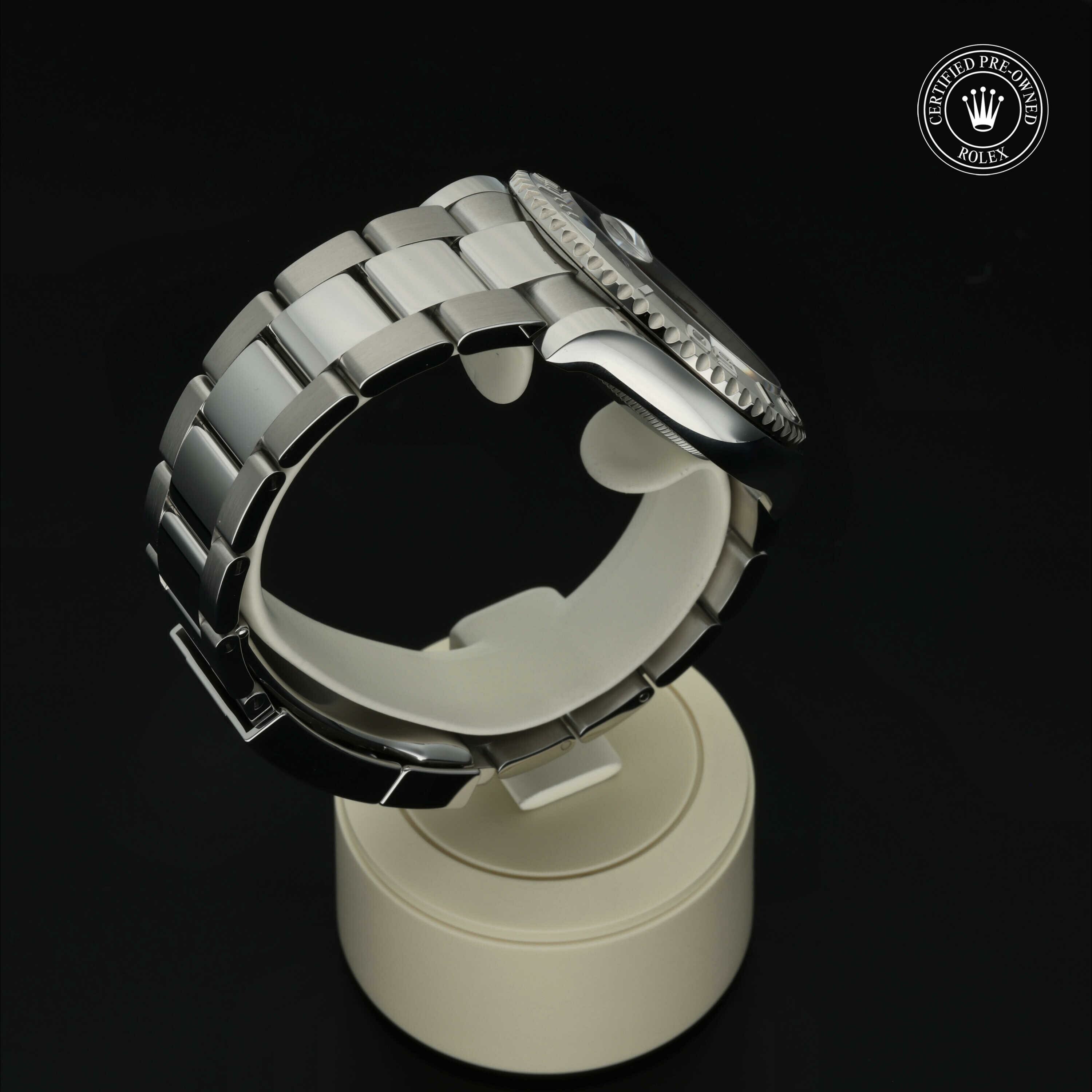 Rolex Yacht-Master 40 in Rolesium Platina M126622-0002 at Hall of Time - vue 25