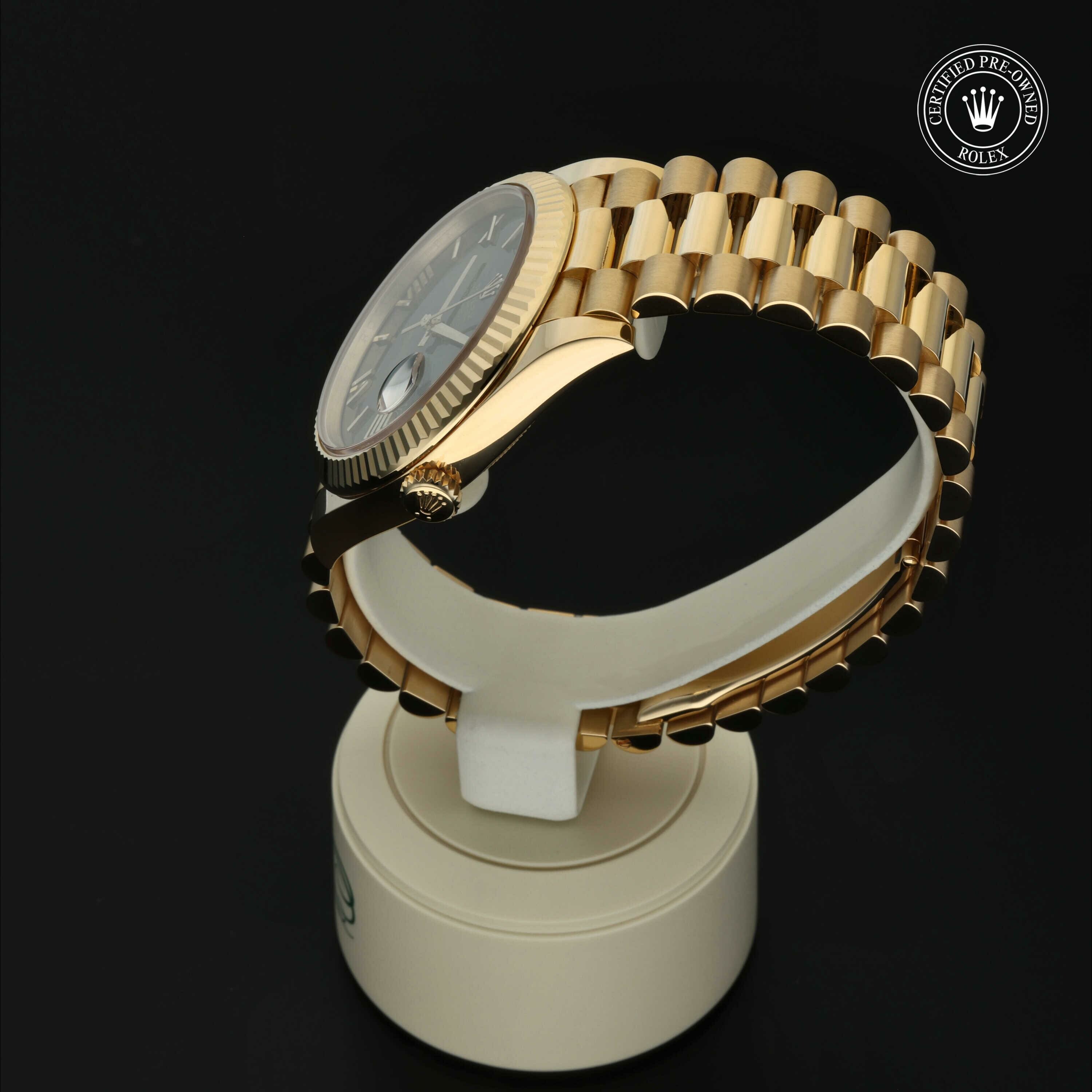 Rolex Day‑Date 40 in Goud 18 karaat Geel M228238-0042 at Hall of Time - vue 11