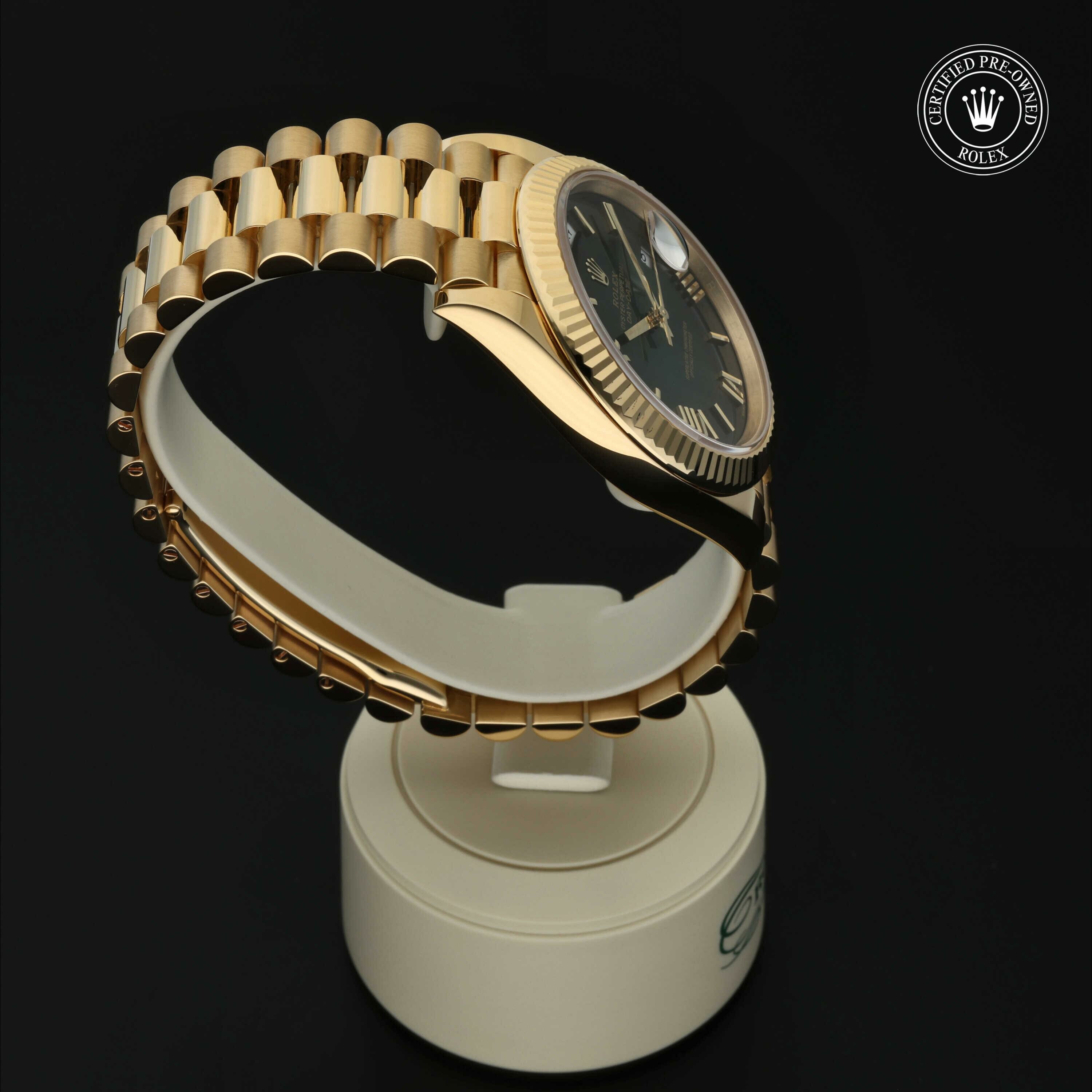 Rolex Day‑Date 40 in Goud 18 karaat Geel M228238-0042 at Hall of Time - vue 28