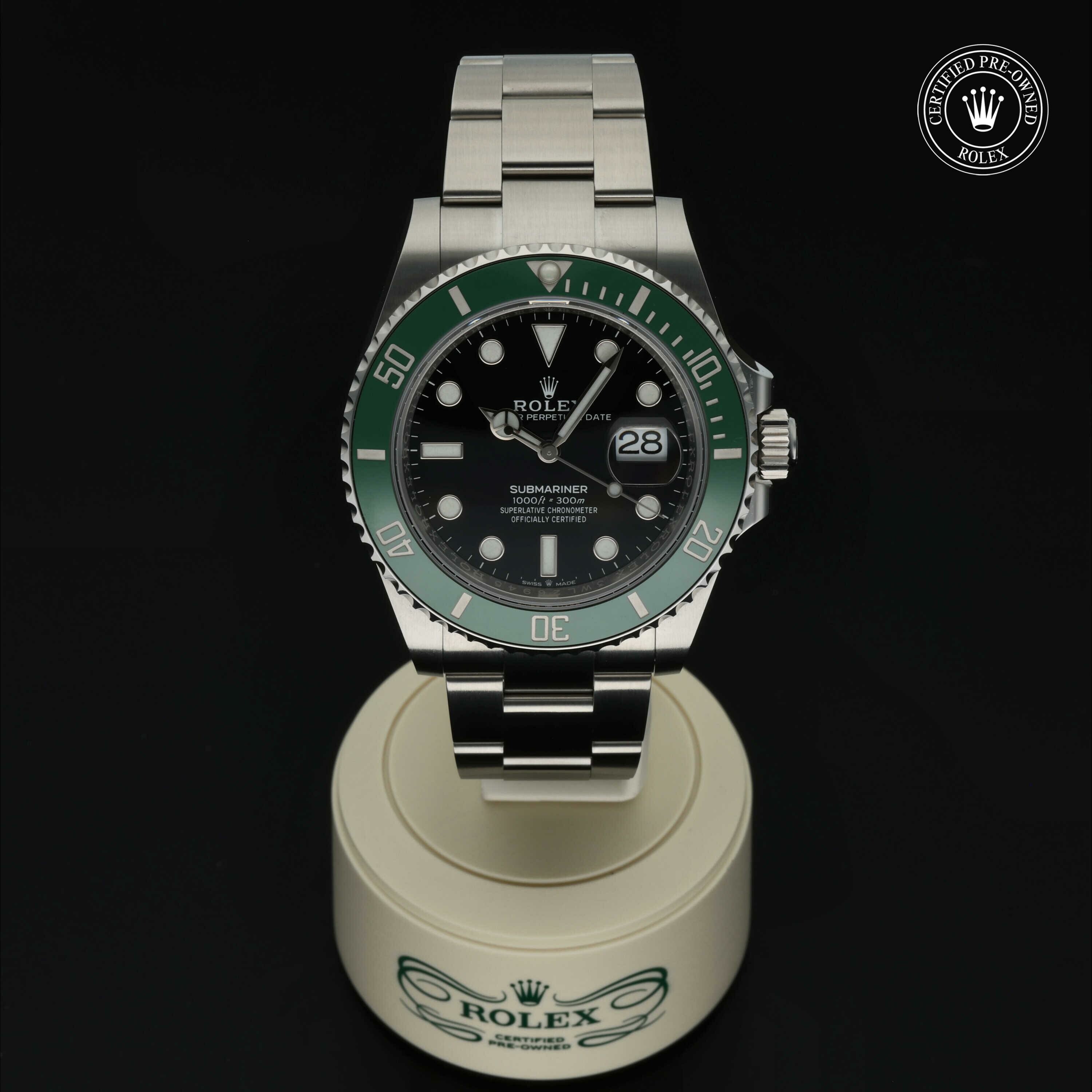 Rolex Submariner Date in Staal M126610LV-0002 at Hall of Time