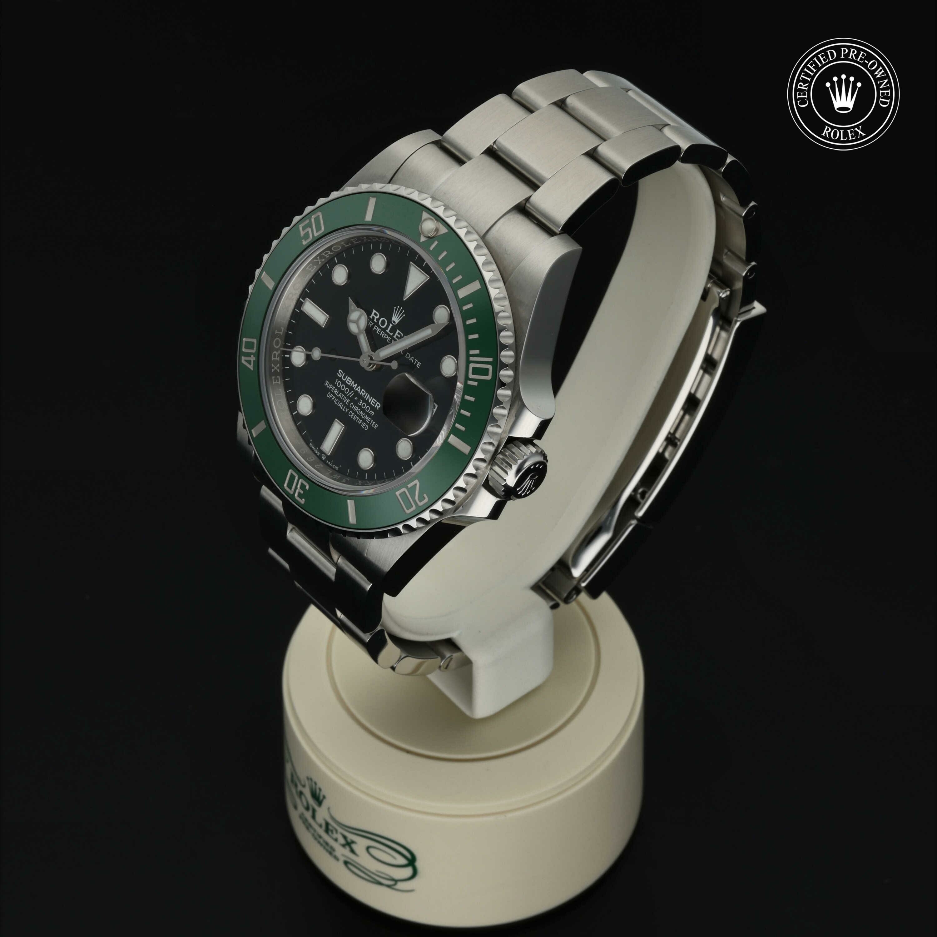 Rolex Submariner Date in Staal M126610LV-0002 at Hall of Time - vue 6