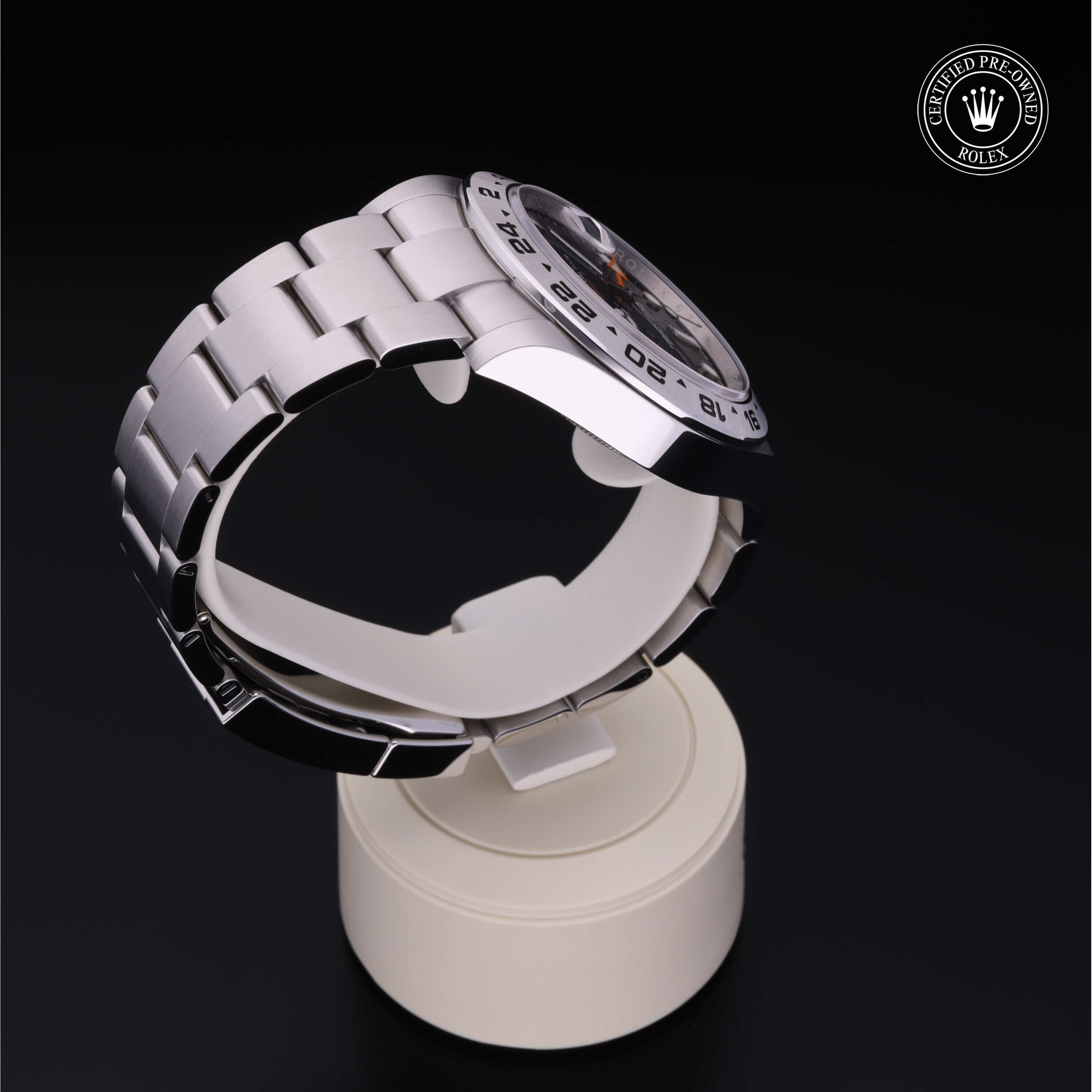 Rolex Explorer II in Staal M216570-0002 at Hall of Time - vue 25