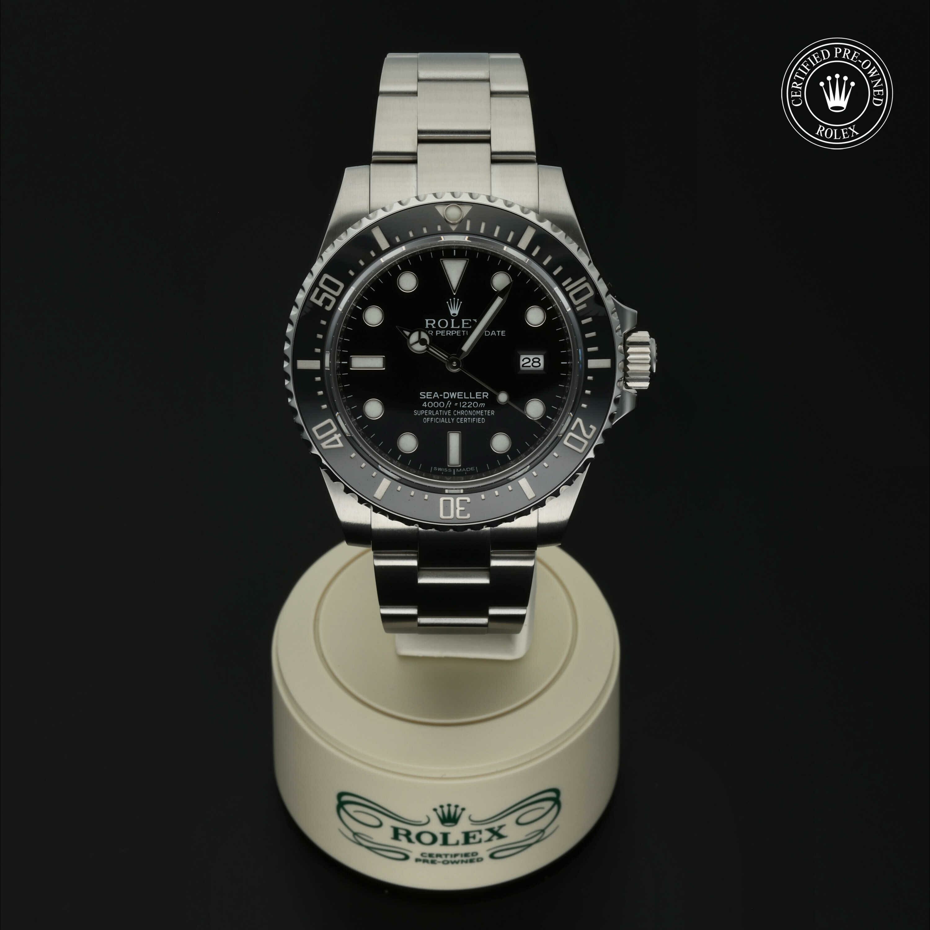 Rolex Sea-Dweller 4000 in Staal M116600-0003 at Hall of Time