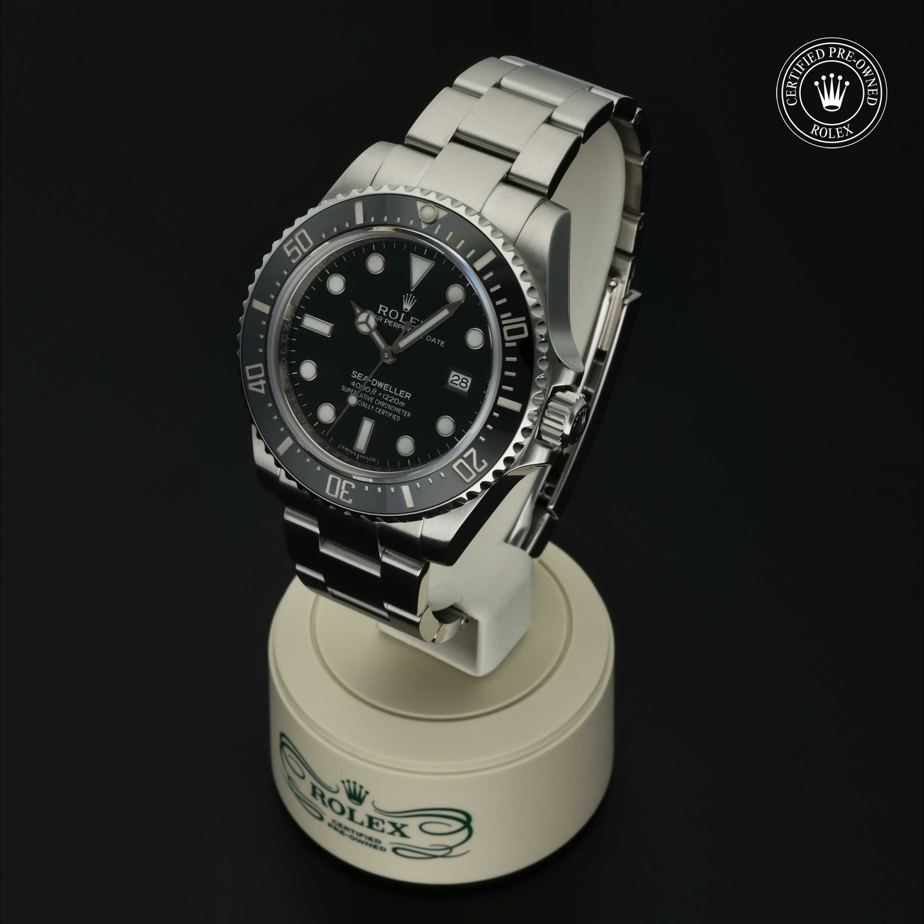 Rolex Sea-Dweller 4000 in Staal M116600-0003 at Hall of Time - vue 4