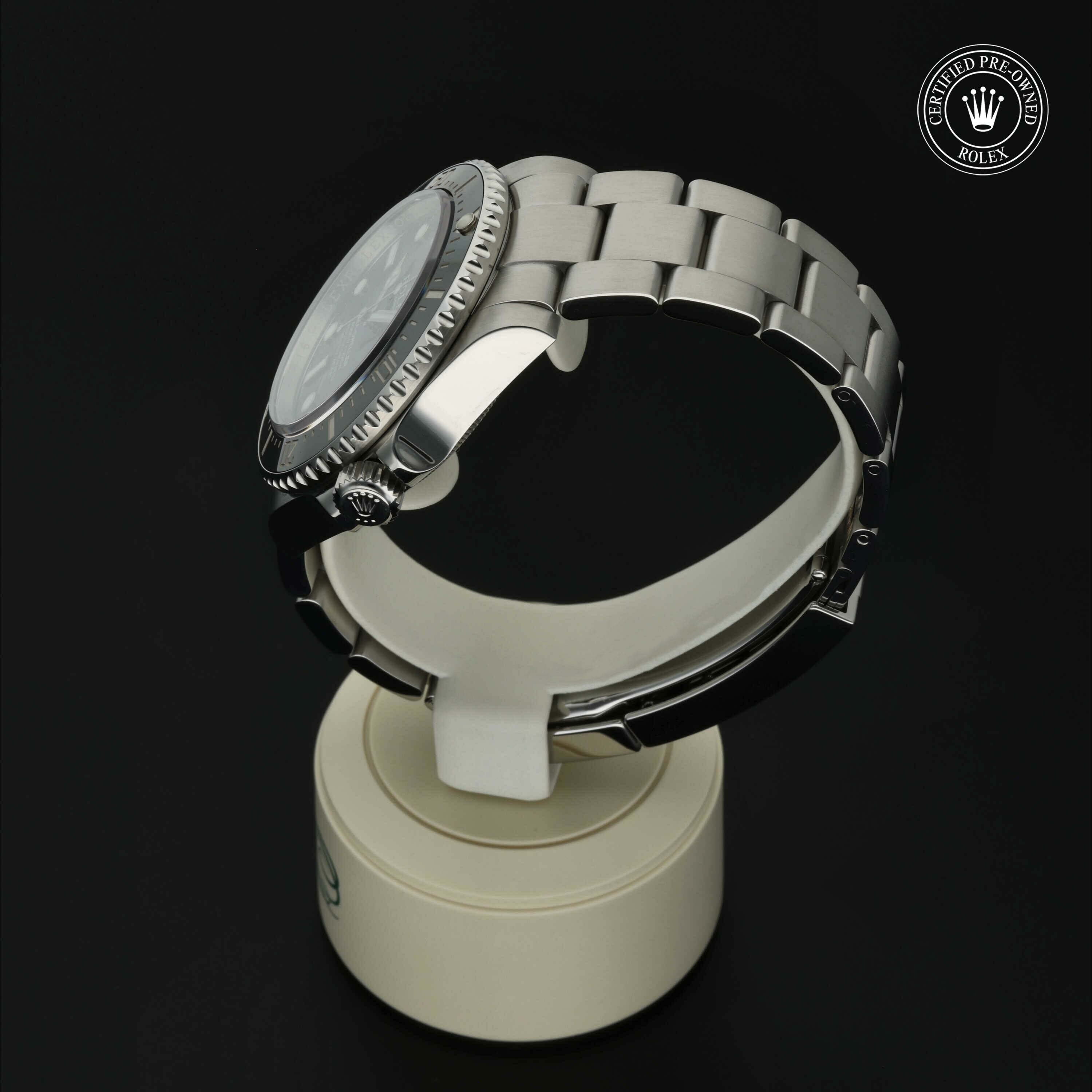 Rolex Sea-Dweller 4000 in Staal M116600-0003 at Hall of Time - vue 11