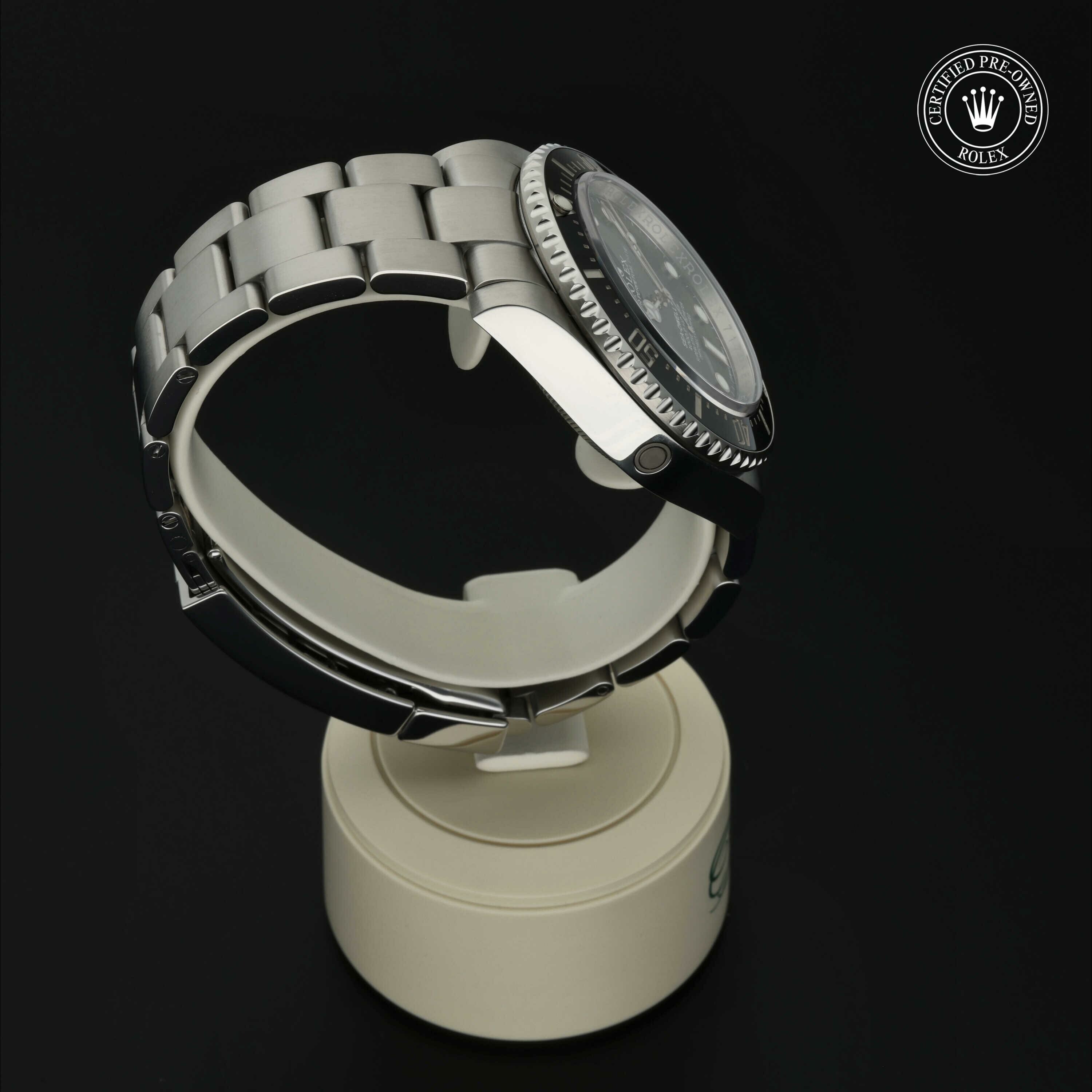 Rolex Sea-Dweller 4000 in Staal M116600-0003 at Hall of Time - vue 27