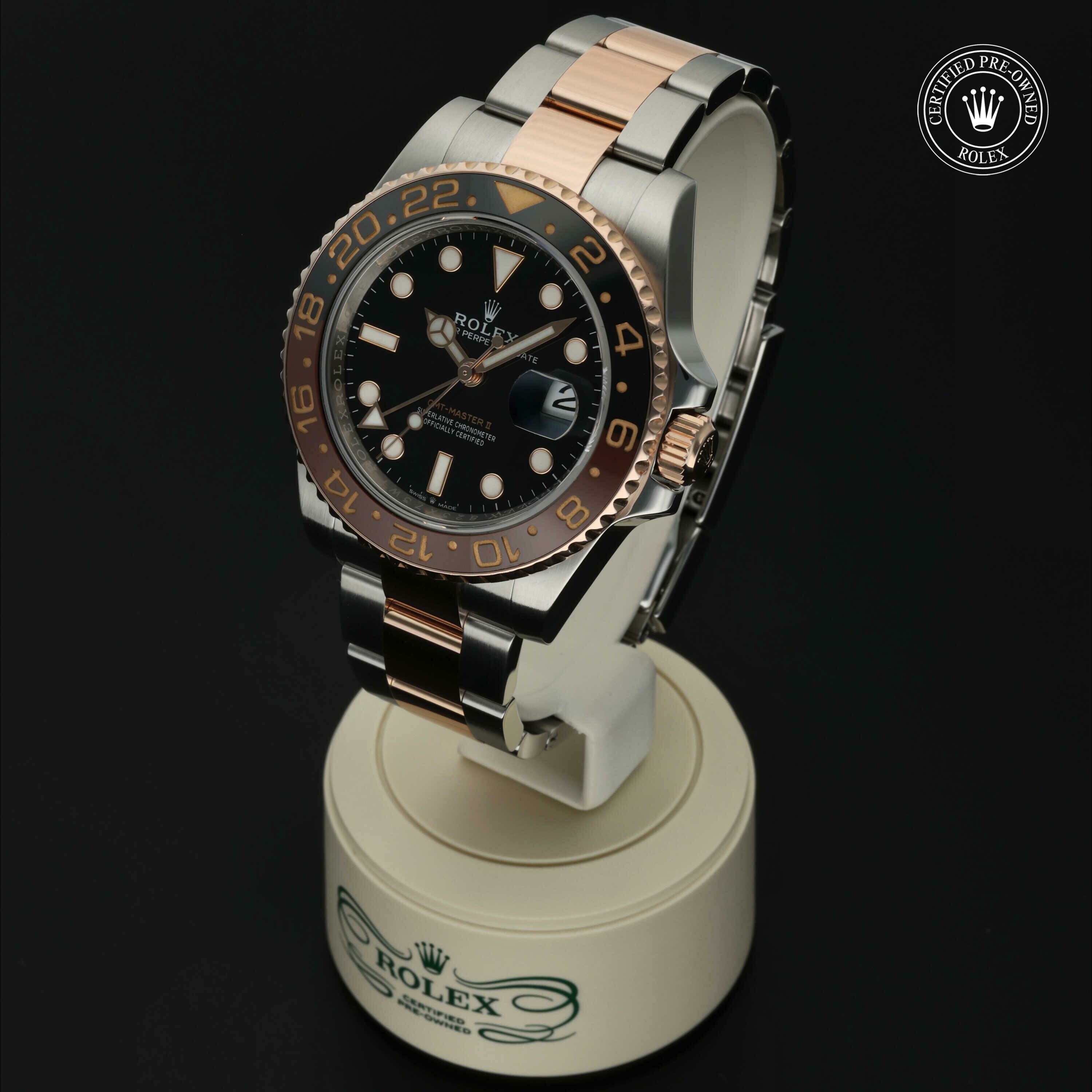 Rolex GMT‑Master II in Rolesor 18 karaat Rood M126711CHNR-0002 at Hall of Time - vue 4