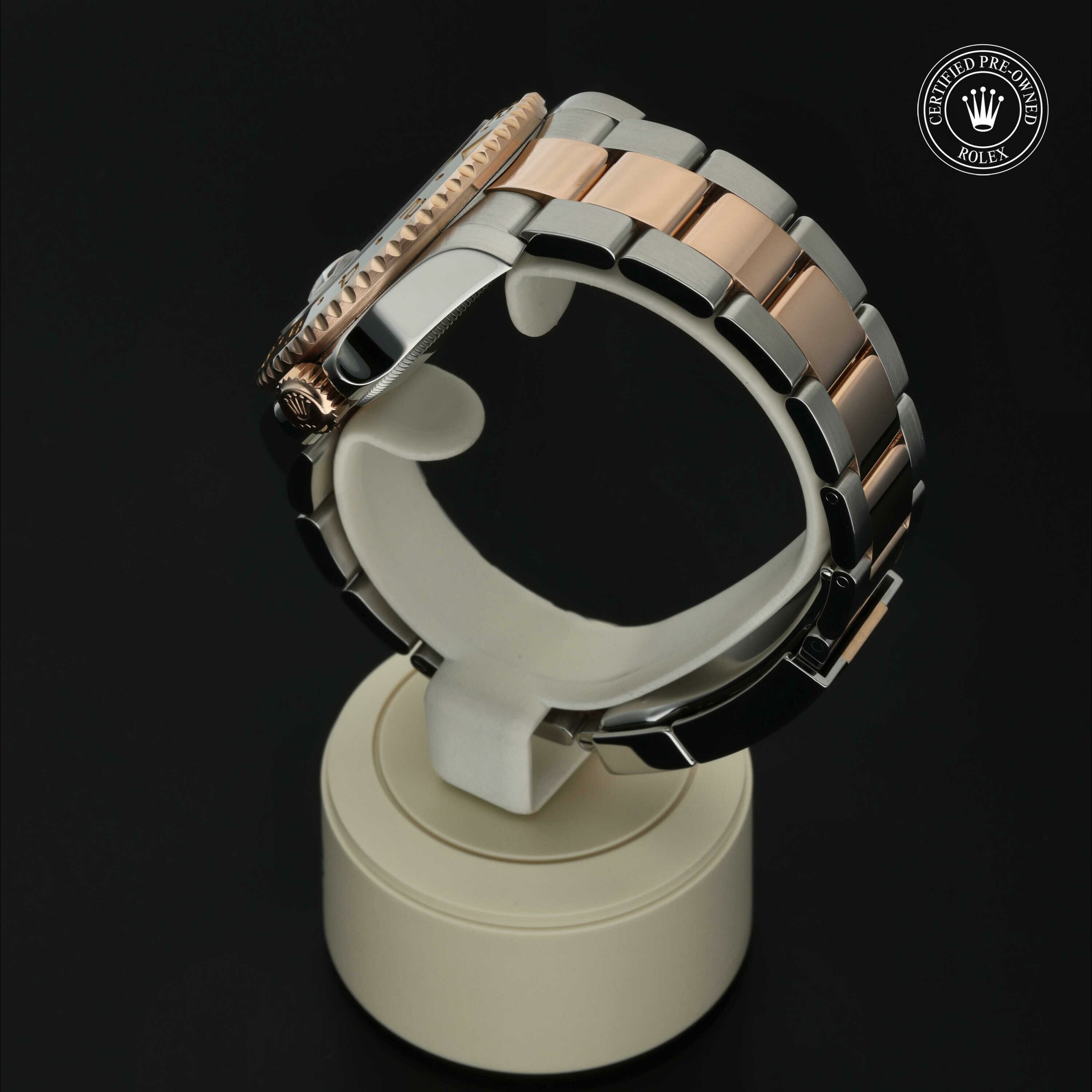 Rolex GMT‑Master II in Rolesor 18 karaat Rood M126711CHNR-0002 at Hall of Time - vue 13