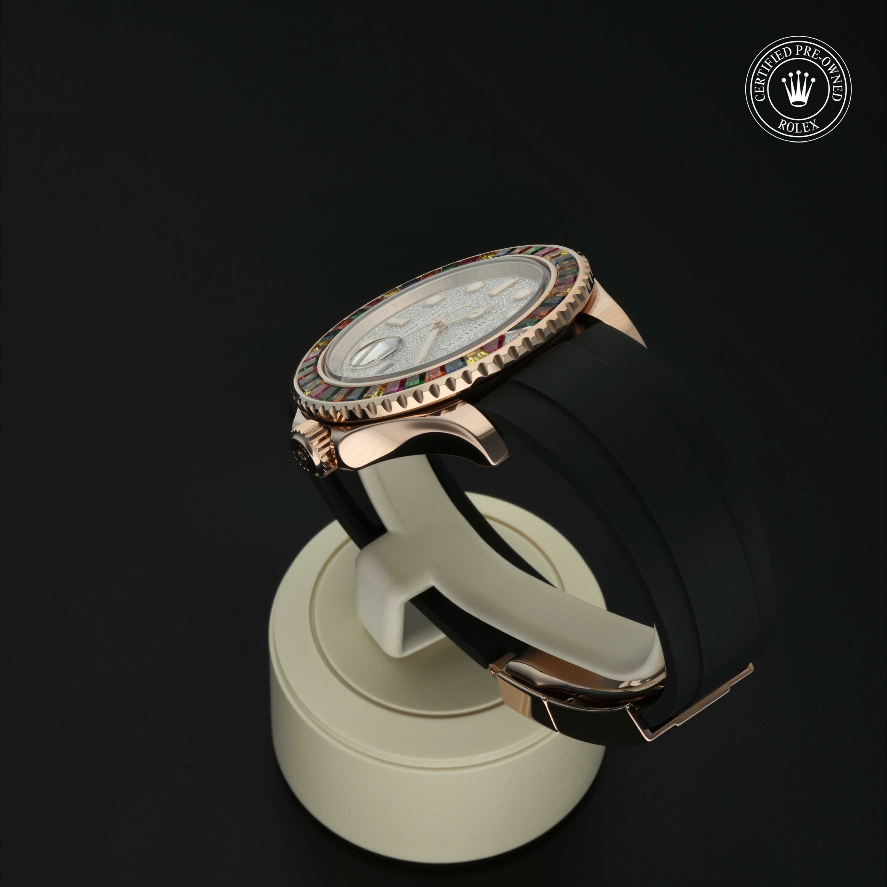Rolex Oyster Perpetual Yacht-Master 40 in Goud 18 karaat Rood M116695SATS-0001 at Hall of Time - vue 15
