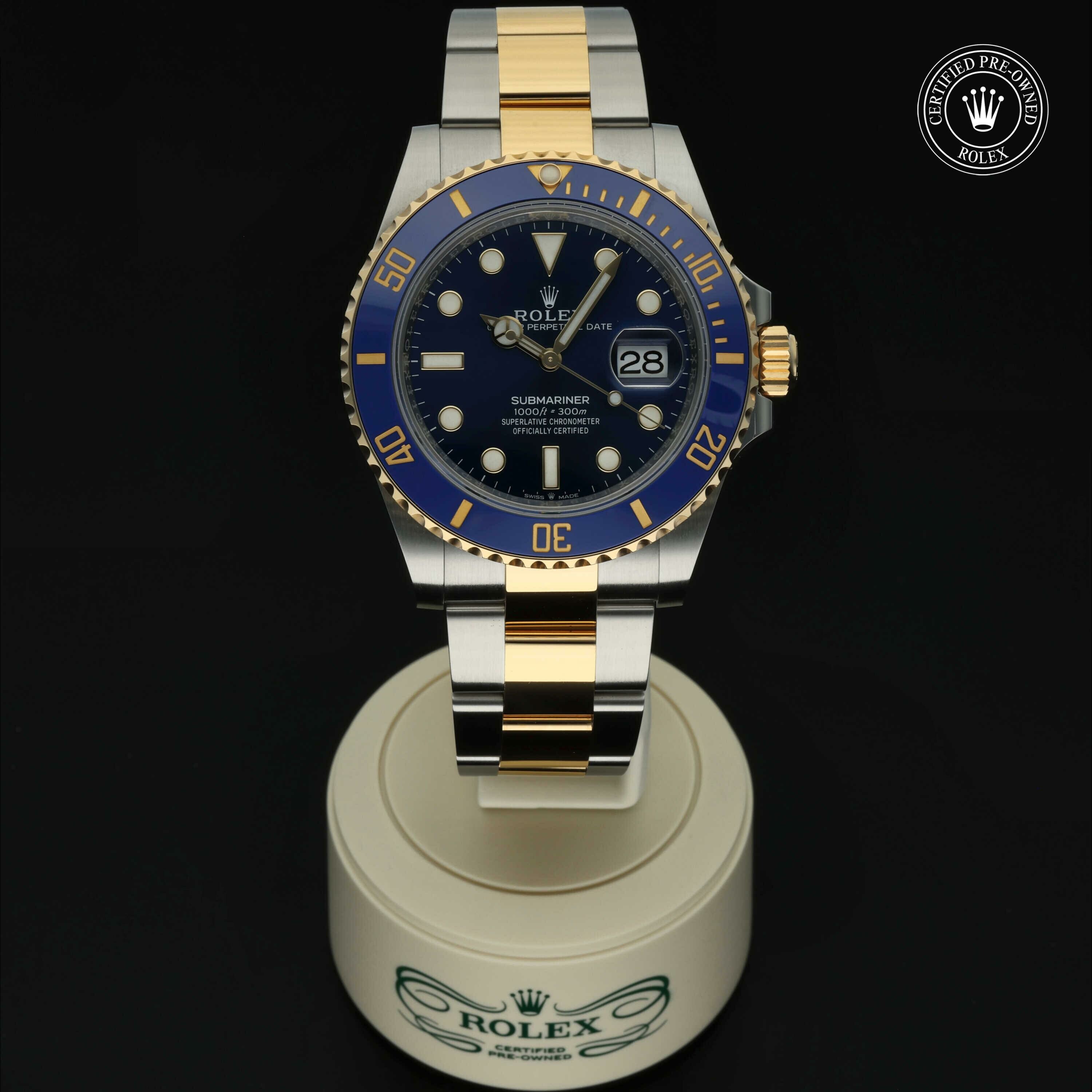 Rolex Submariner Date en Rolesor 18 Carat Jaune M126613LB-0002 chez Hall of Time