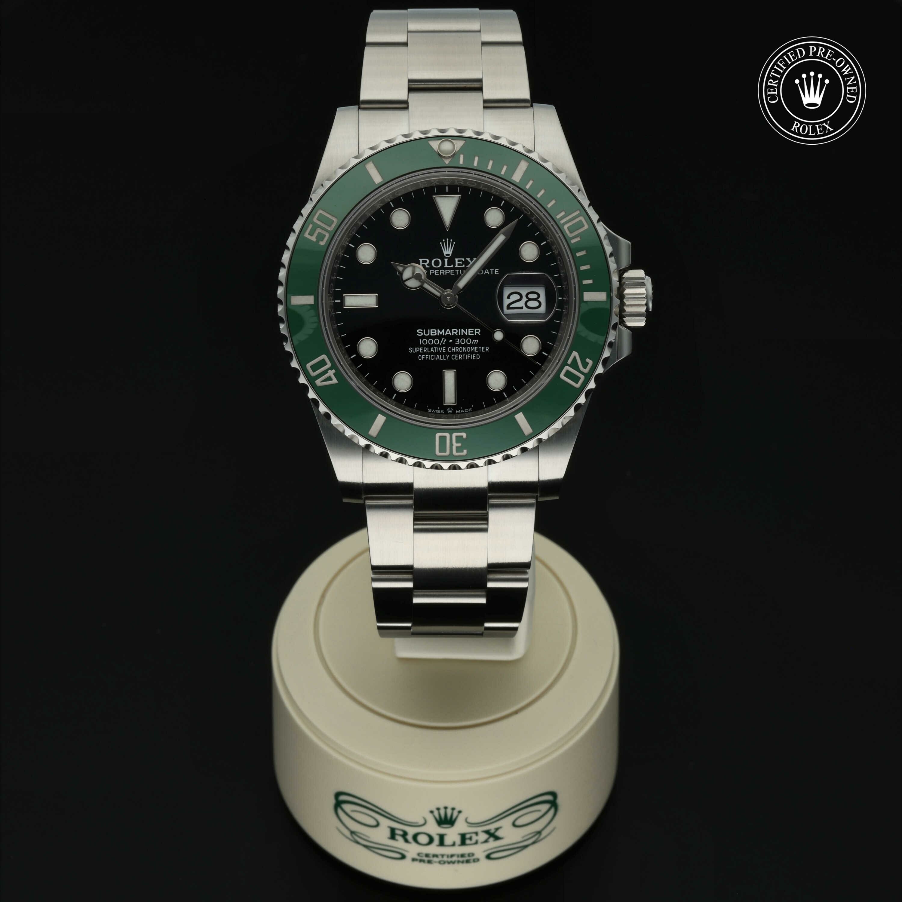 Rolex Submariner Date in Staal M126610LV-0002 at Hall of Time
