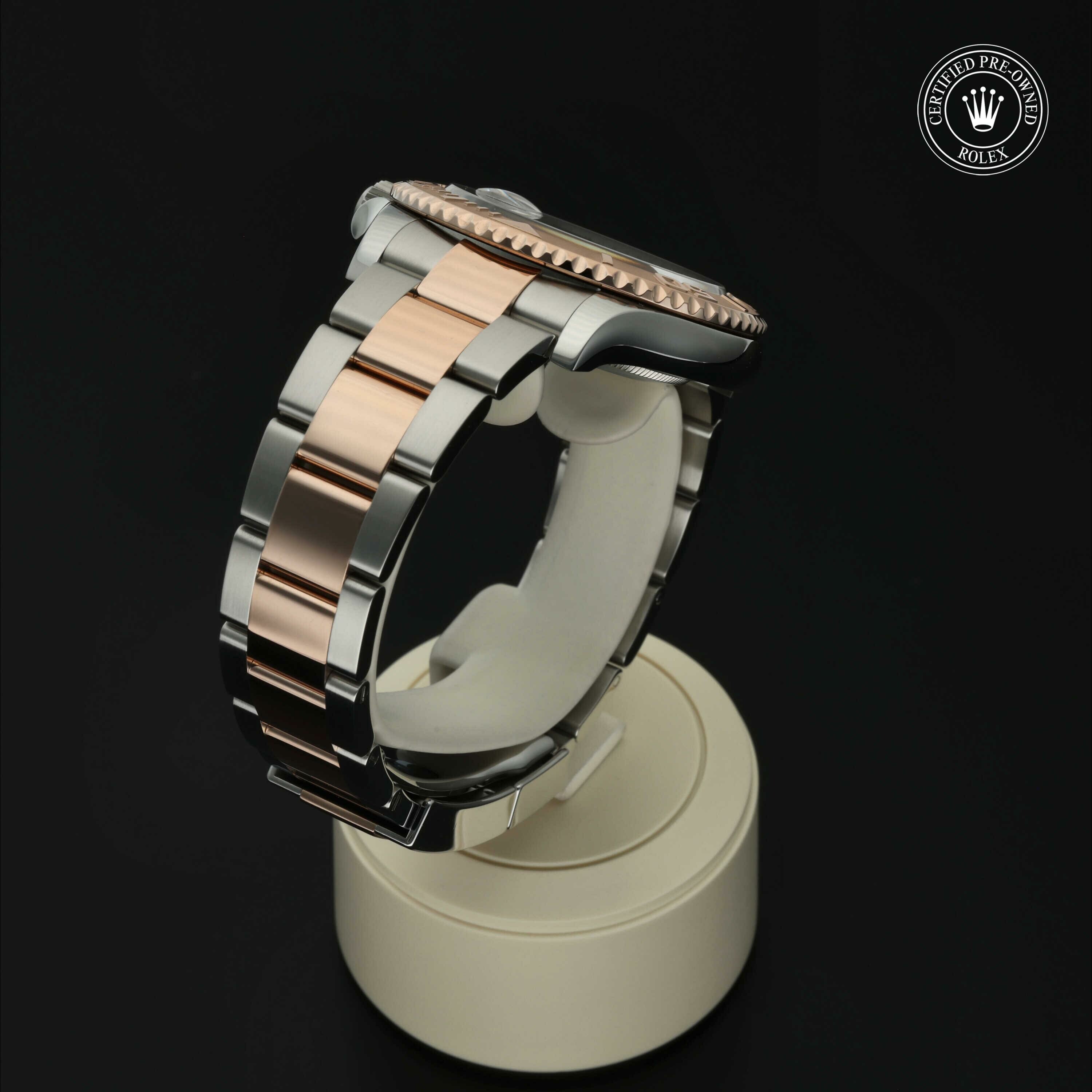 Rolex Yacht-Master 40 en Rolesor 18 Carat Rouge M126621-0002 chez Hall of Time - vue 22