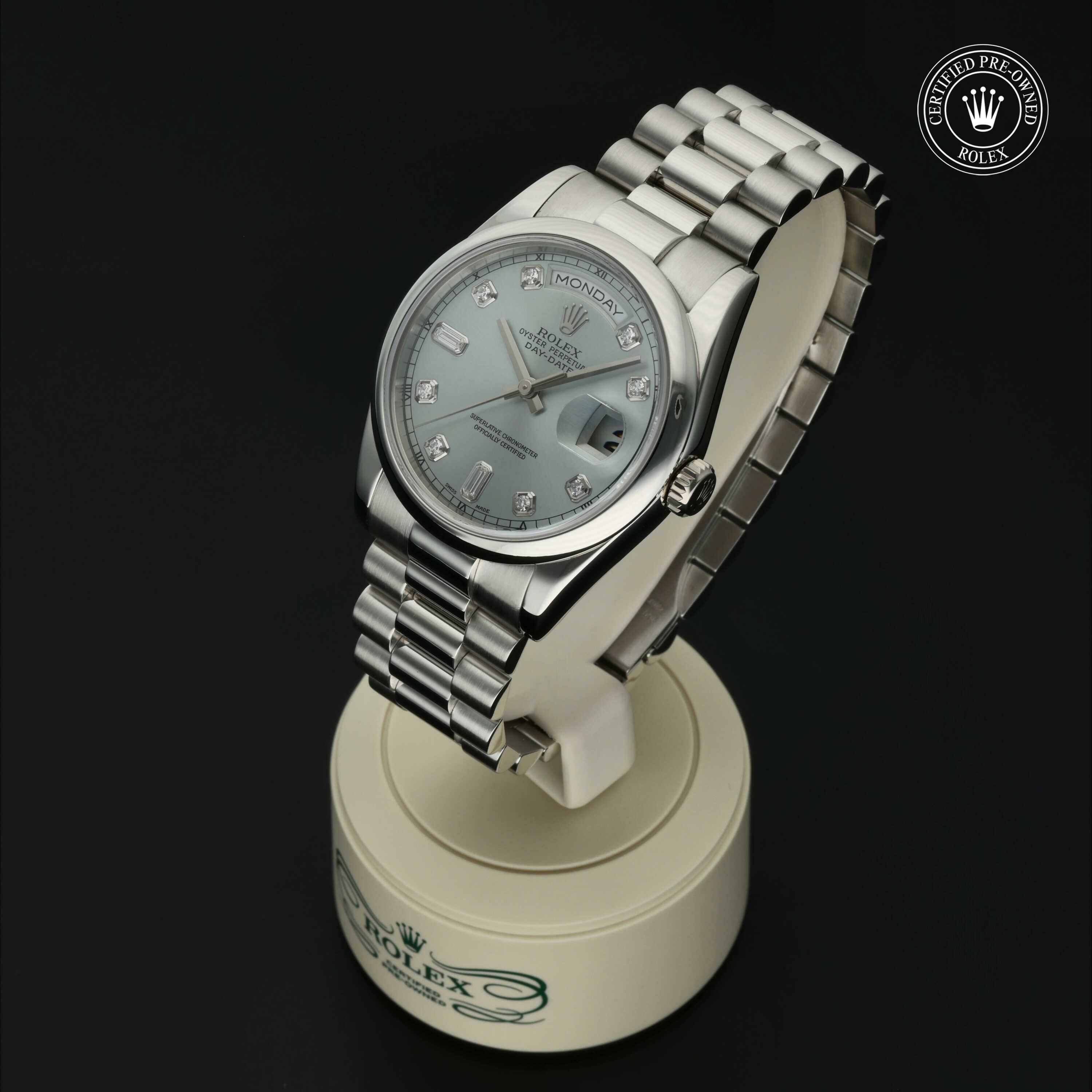 Rolex Day-Date 36 in Platina M118206-0007 at Hall of Time - vue 5