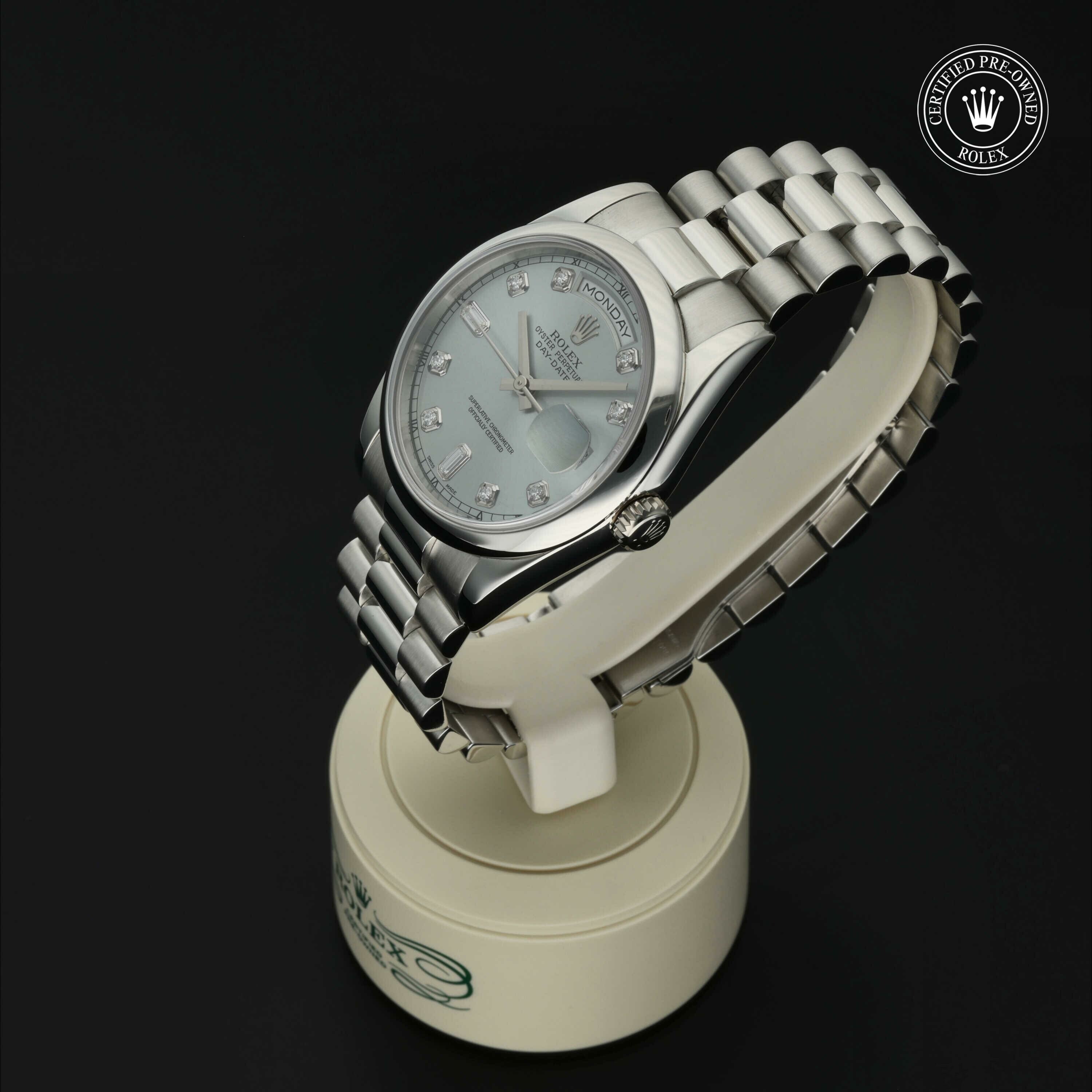 Rolex Day-Date 36 in Platina M118206-0007 at Hall of Time - vue 7
