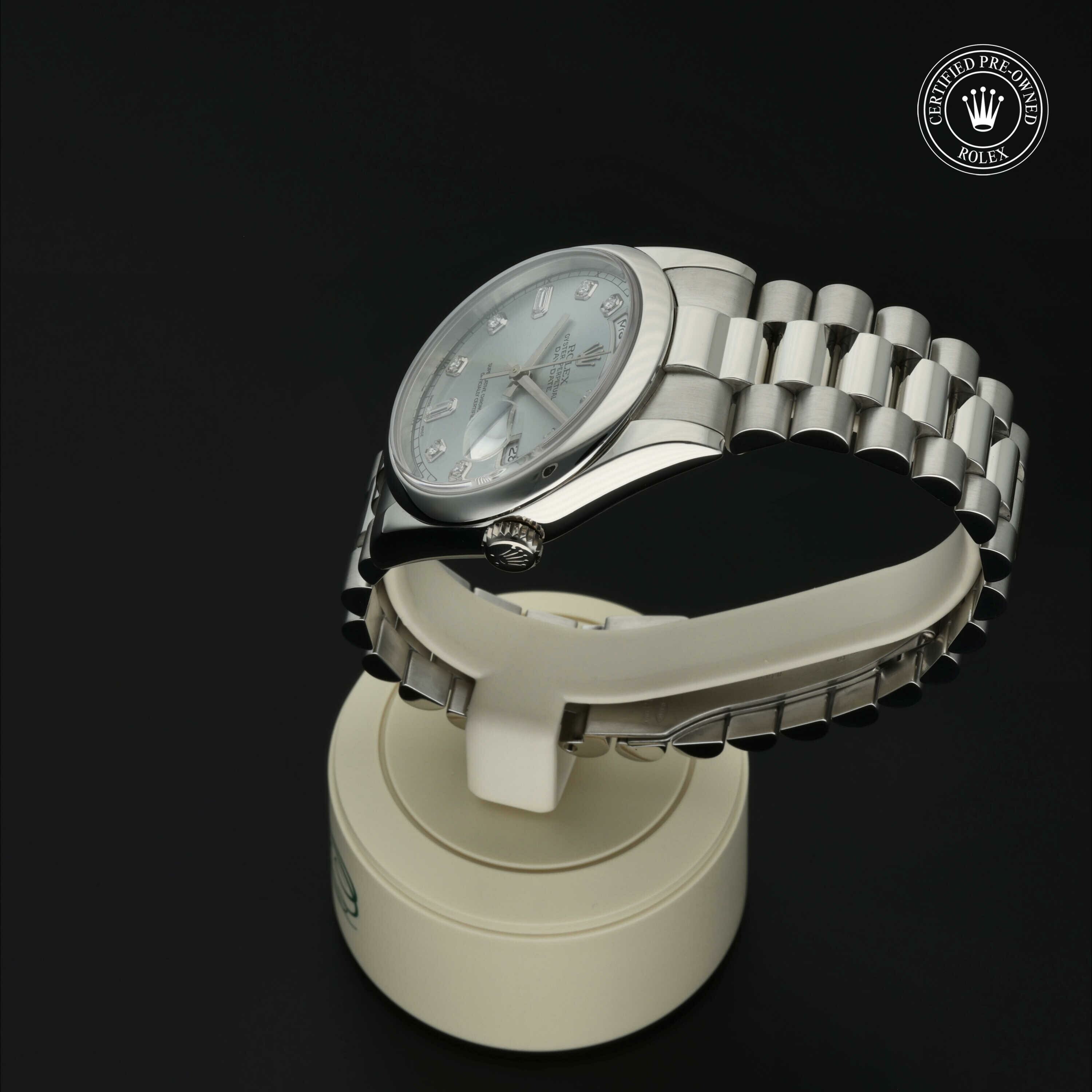 Rolex Day-Date 36 in Platina M118206-0007 at Hall of Time - vue 11