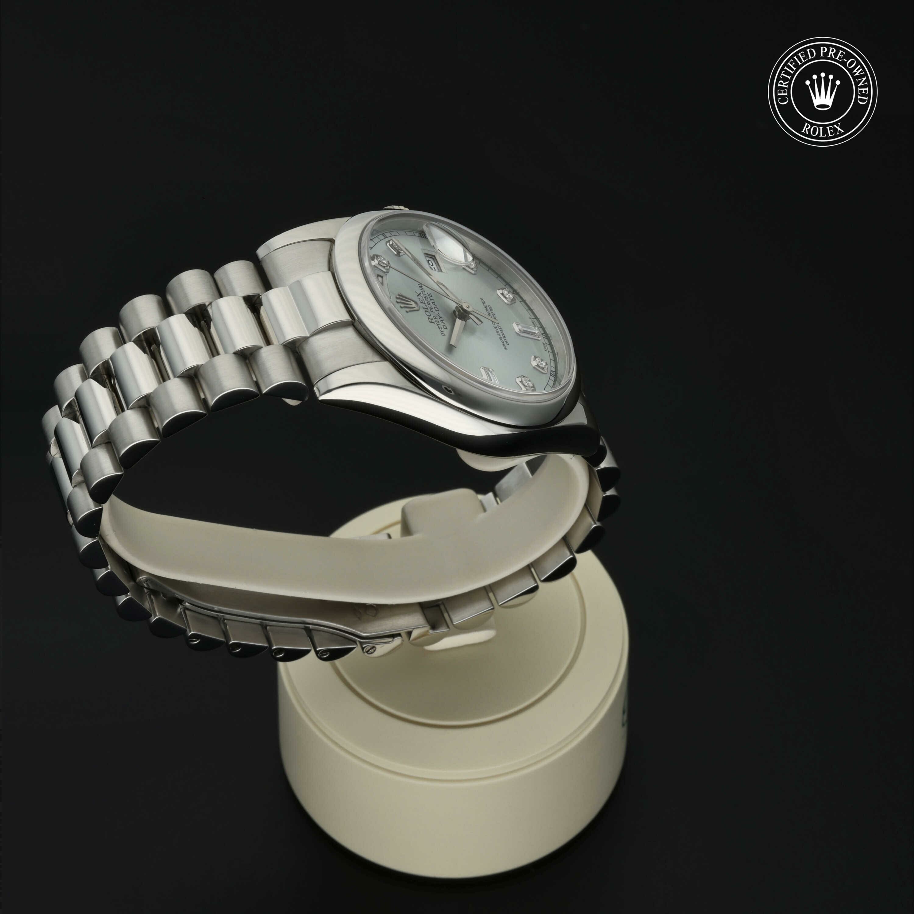 Rolex Day-Date 36 in Platina M118206-0007 at Hall of Time - vue 26