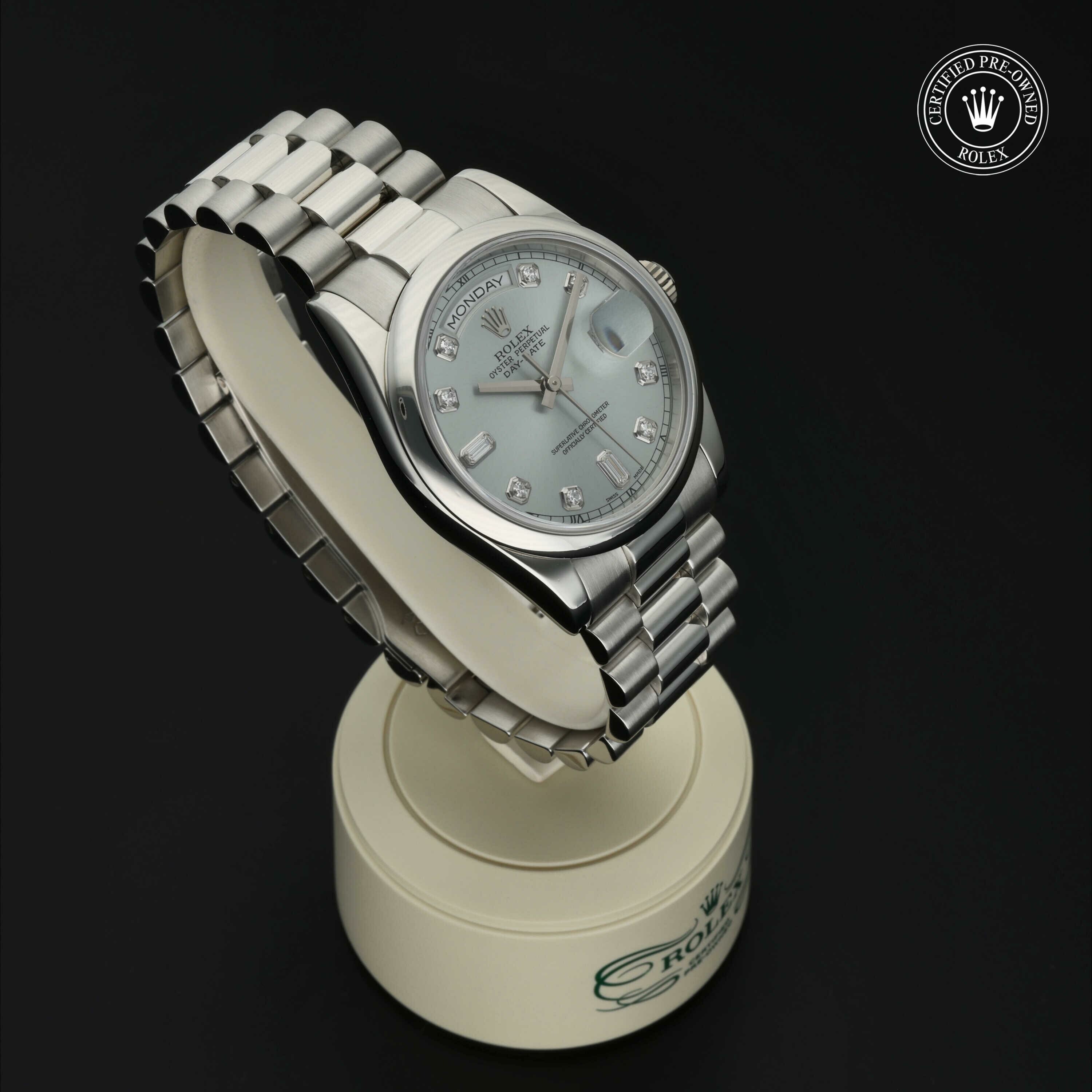 Rolex Day-Date 36 in Platina M118206-0007 at Hall of Time - vue 32