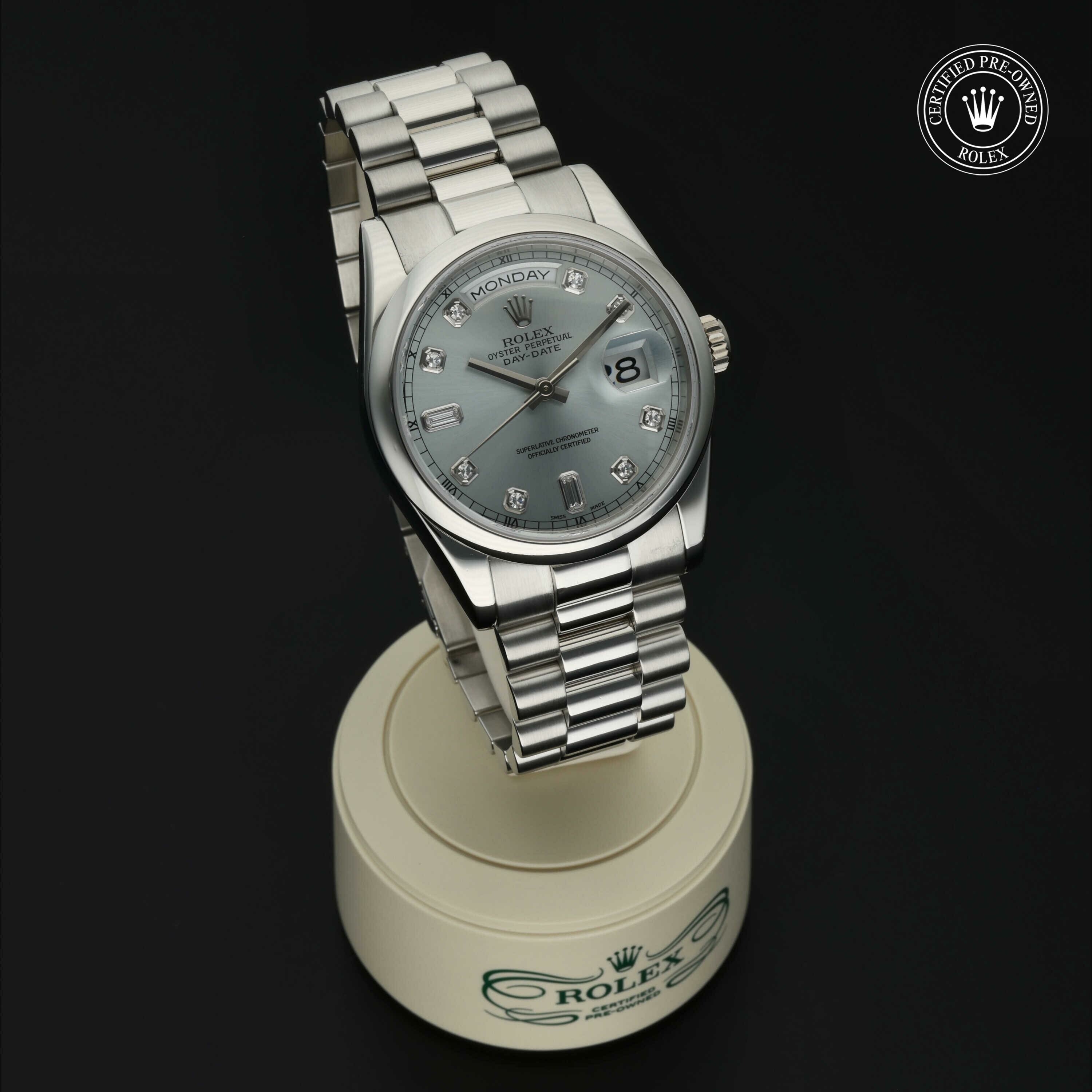 Rolex Day-Date 36 in Platina M118206-0007 at Hall of Time - vue 35