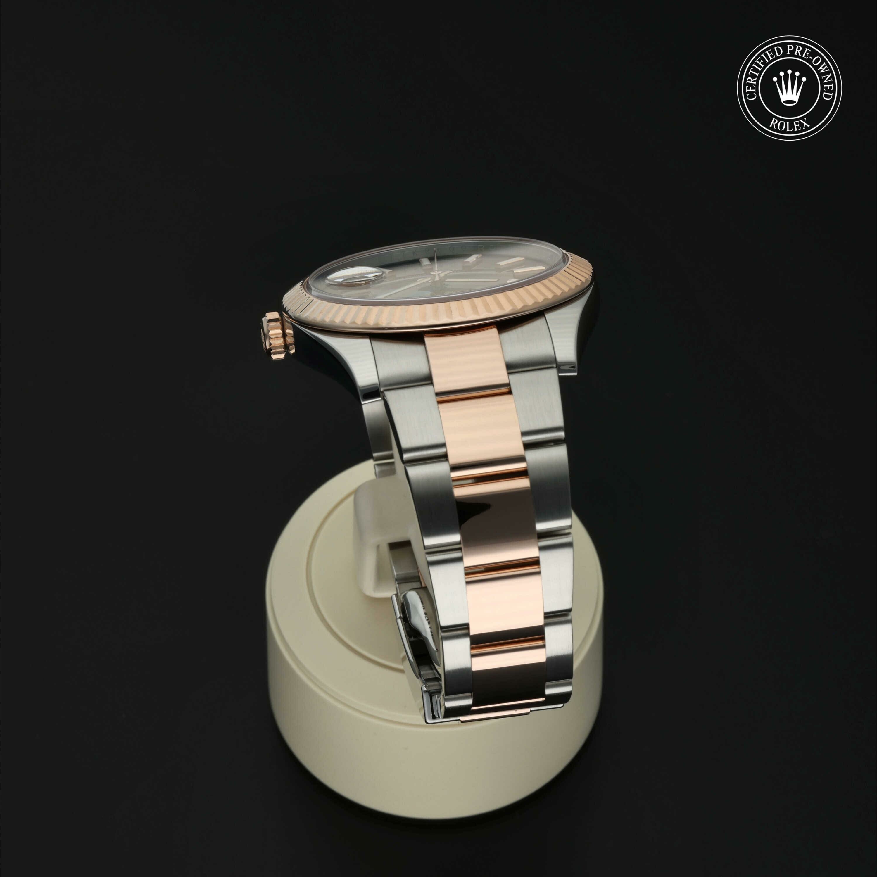 Rolex Datejust 41 in Rolesor 18 karaat Rood M126331-0001 at Hall of Time - vue 18
