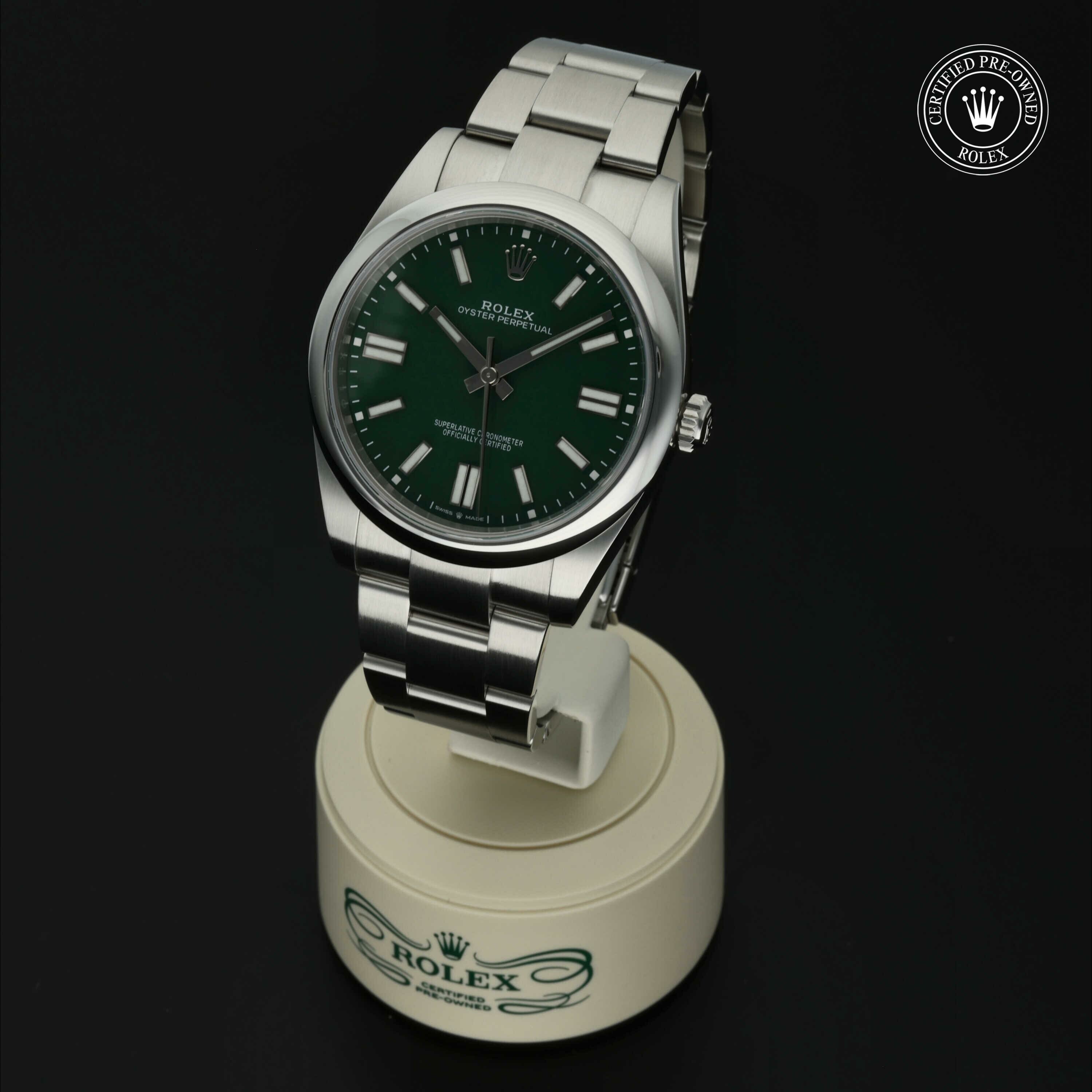 Rolex Oyster Perpetual 41 in Staal M124300-0005 at Hall of Time - vue 3