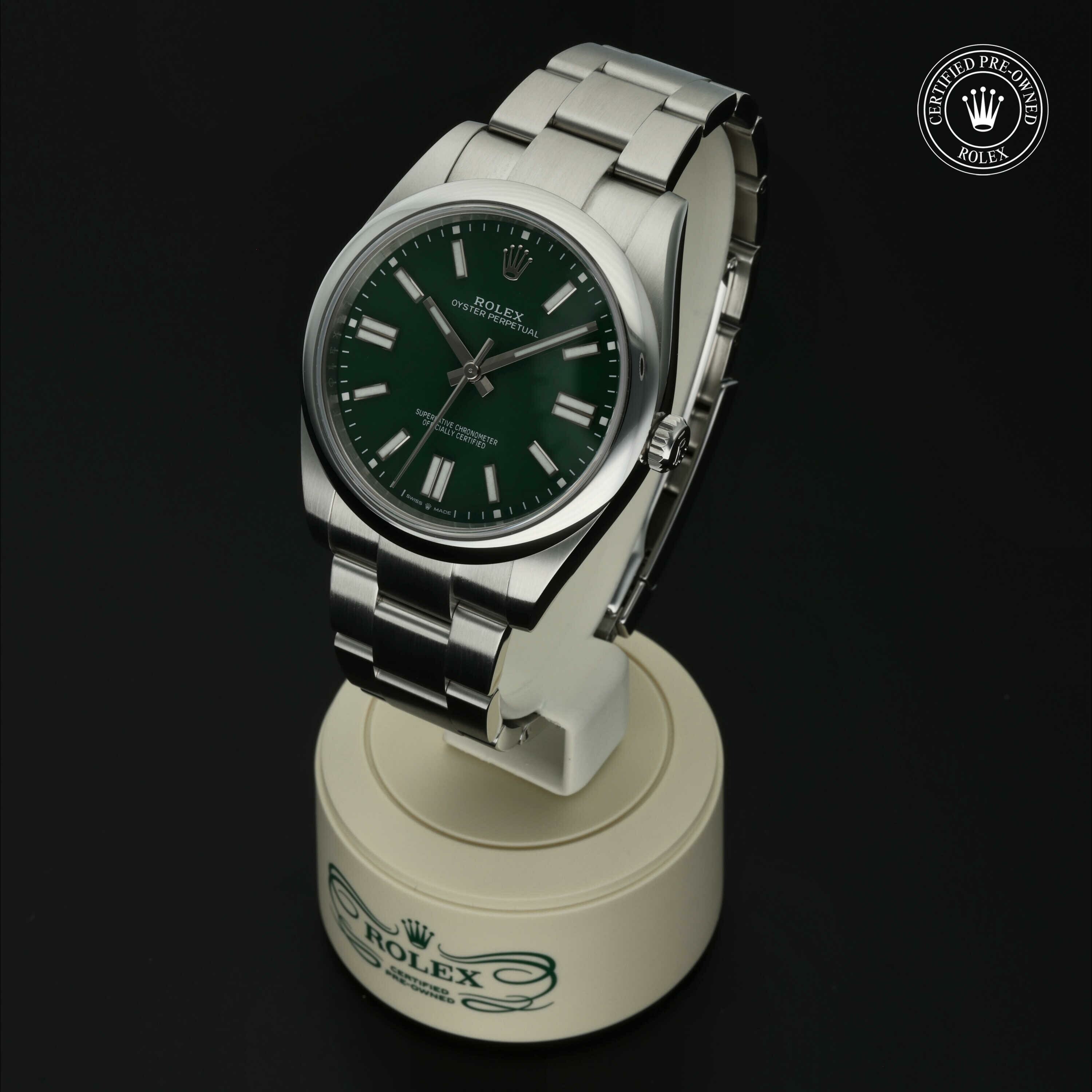 Rolex Oyster Perpetual 41 in Staal M124300-0005 at Hall of Time - vue 4