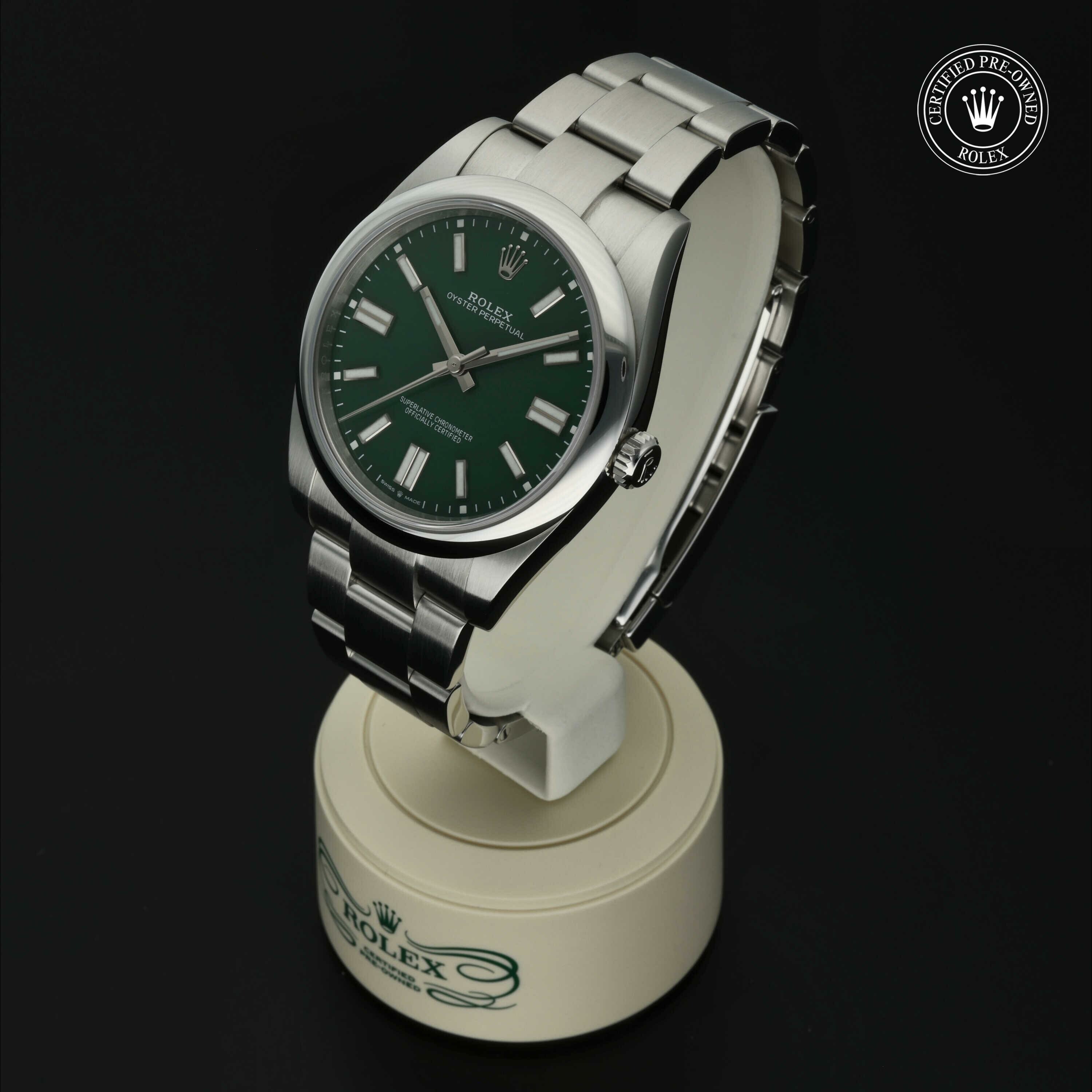 Rolex Oyster Perpetual 41 in Staal M124300-0005 at Hall of Time - vue 5