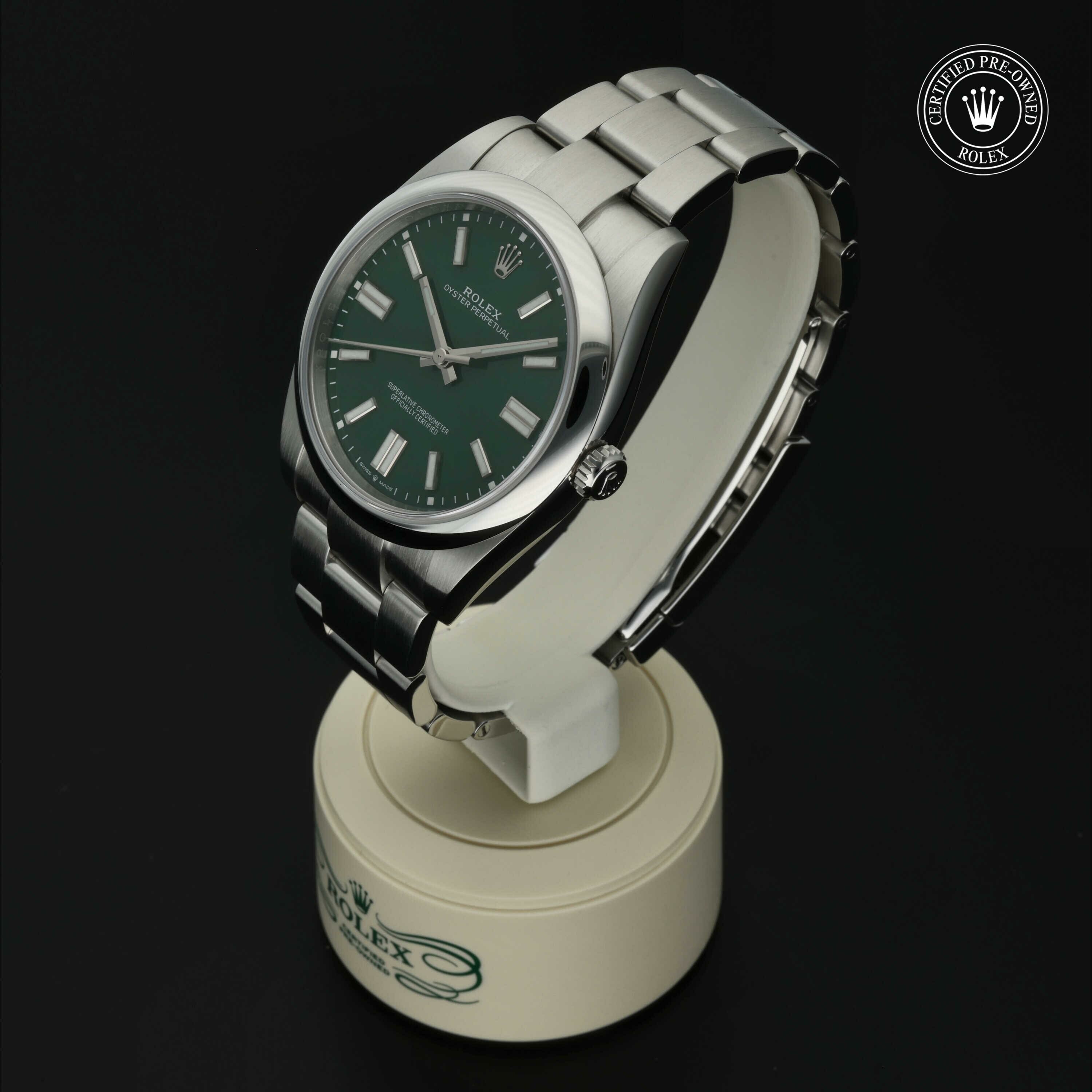 Rolex Oyster Perpetual 41 in Staal M124300-0005 at Hall of Time - vue 6