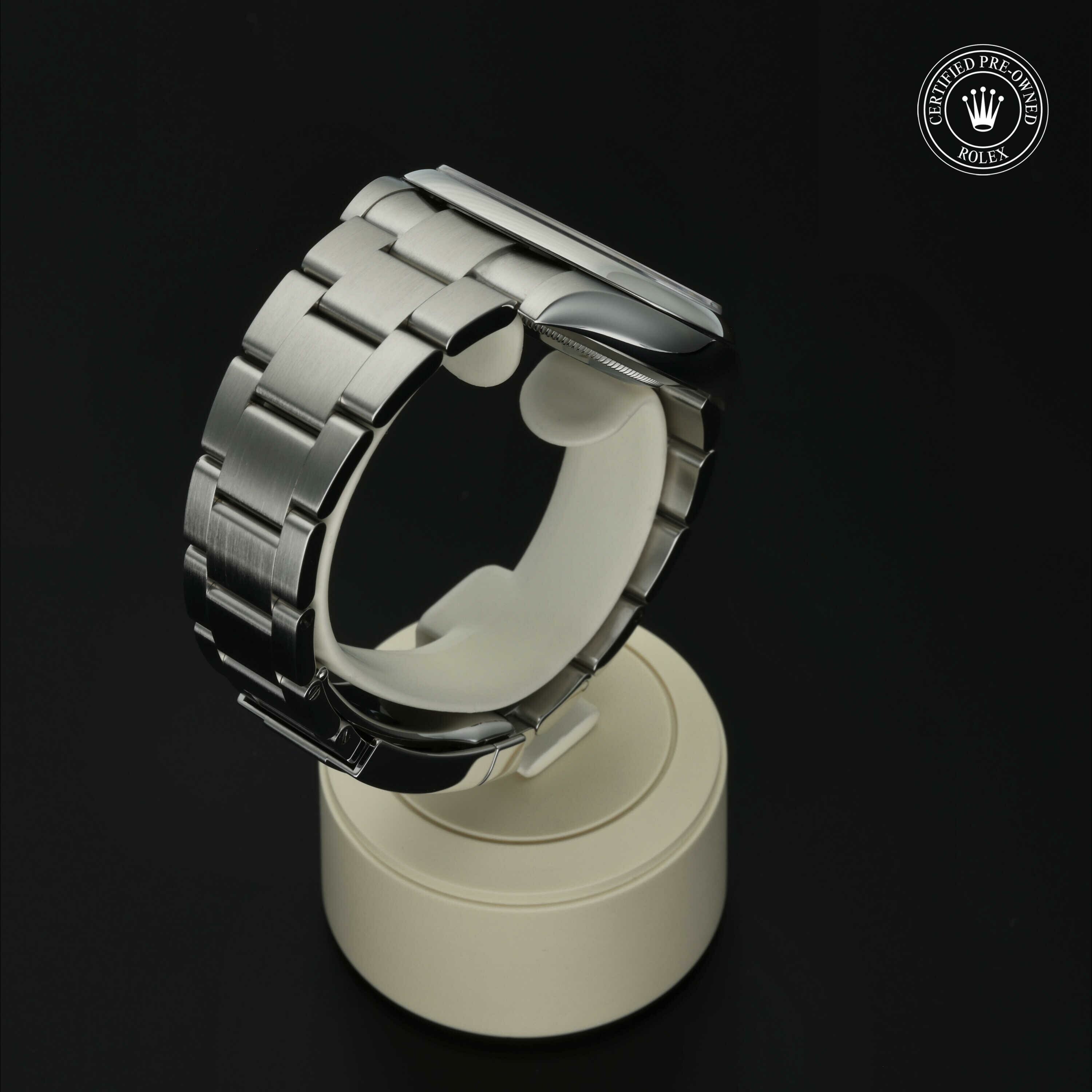 Rolex Oyster Perpetual 41 in Staal M124300-0005 at Hall of Time - vue 23