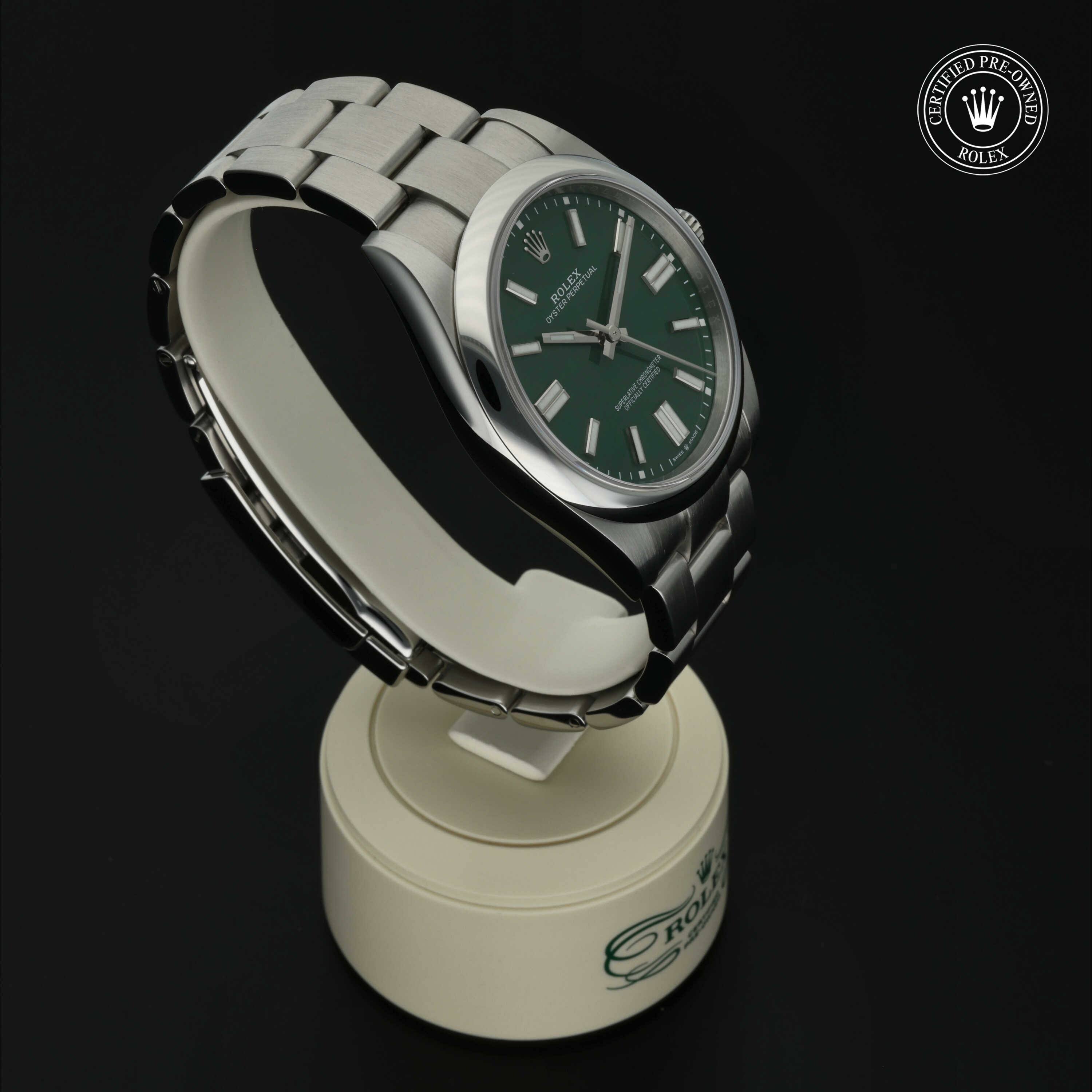 Rolex Oyster Perpetual 41 in Staal M124300-0005 at Hall of Time - vue 31
