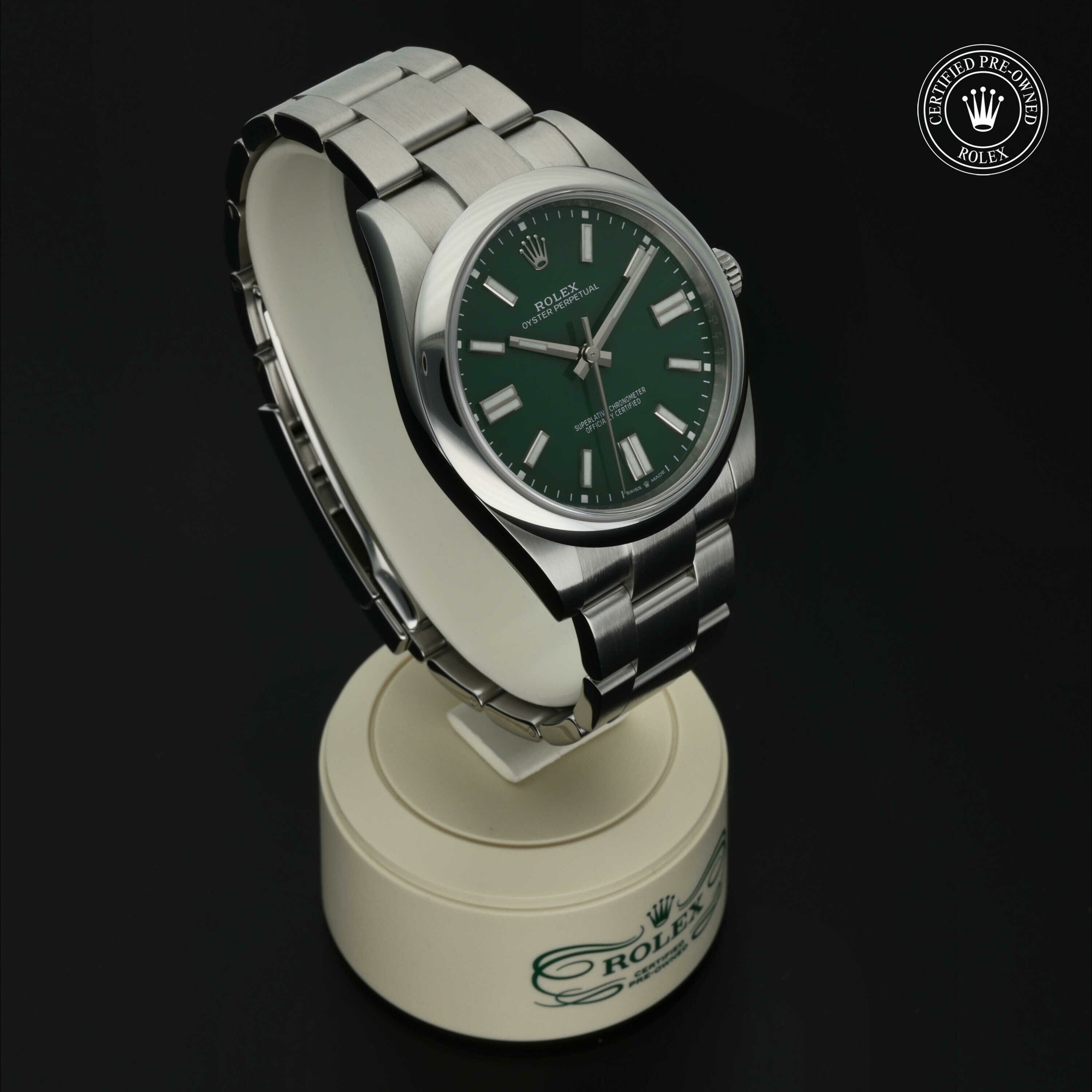 Rolex Oyster Perpetual 41 in Staal M124300-0005 at Hall of Time - vue 33