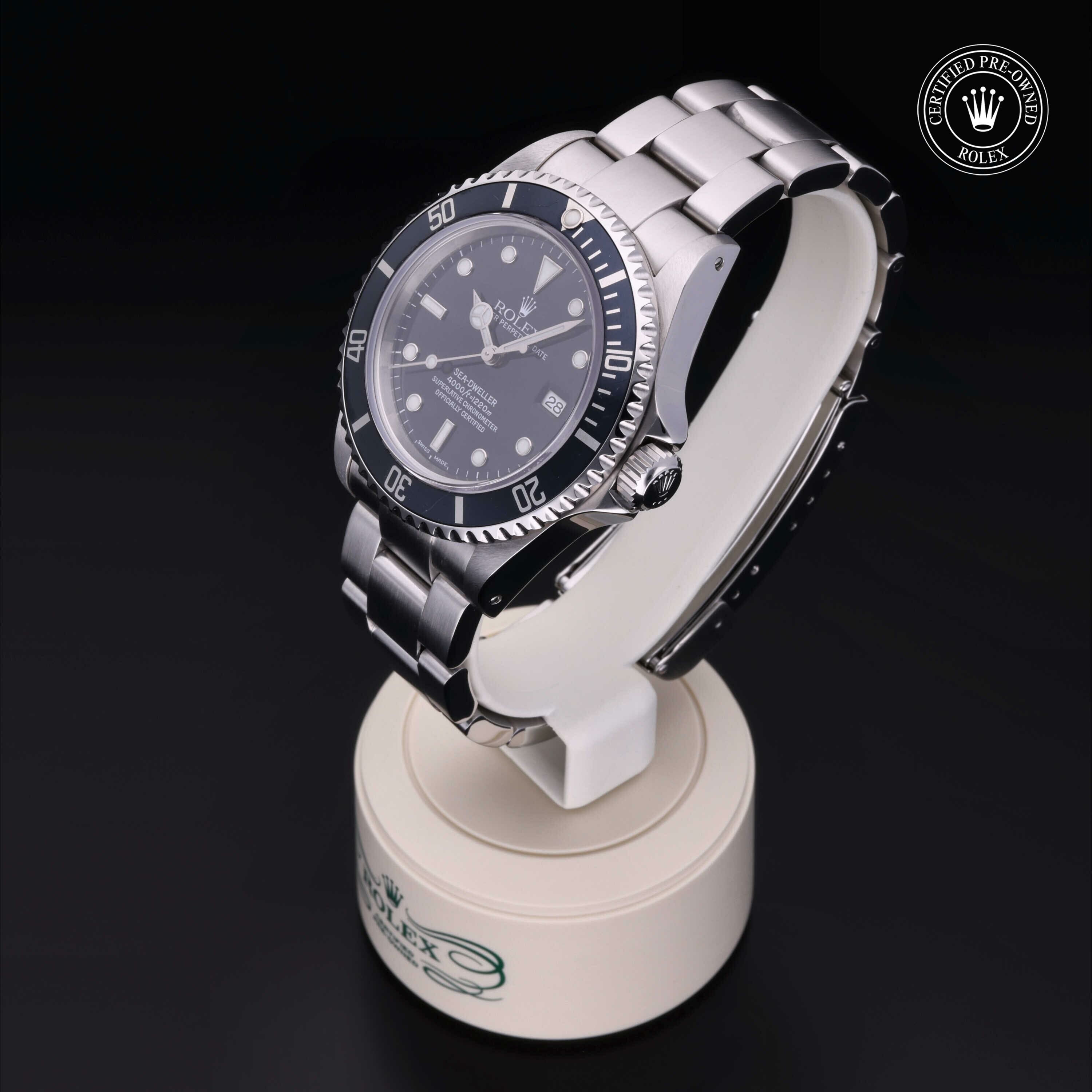 Rolex Oyster Perpetual Sea-Dweller in Staal M16600-0001 at Hall of Time - vue 6