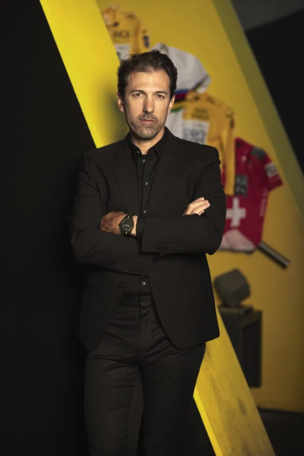 Fabian Cancellara avec la nouvelle montre TUDOR Pelagos FXD Chrono “Yellow” au poignet