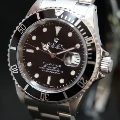 Rolex SUBMARINER 16610