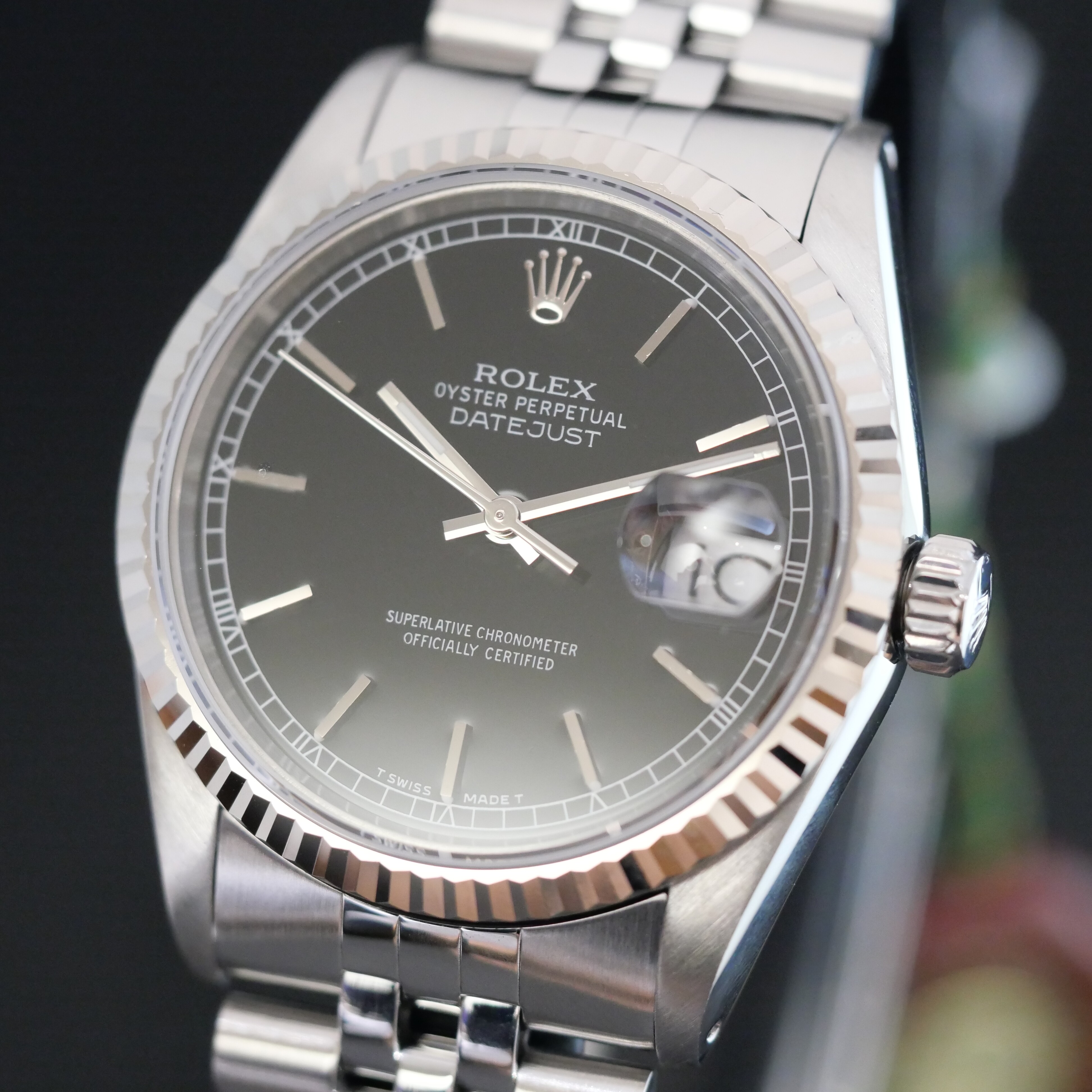 Rolex Datejust 36 Black Dial vue 1