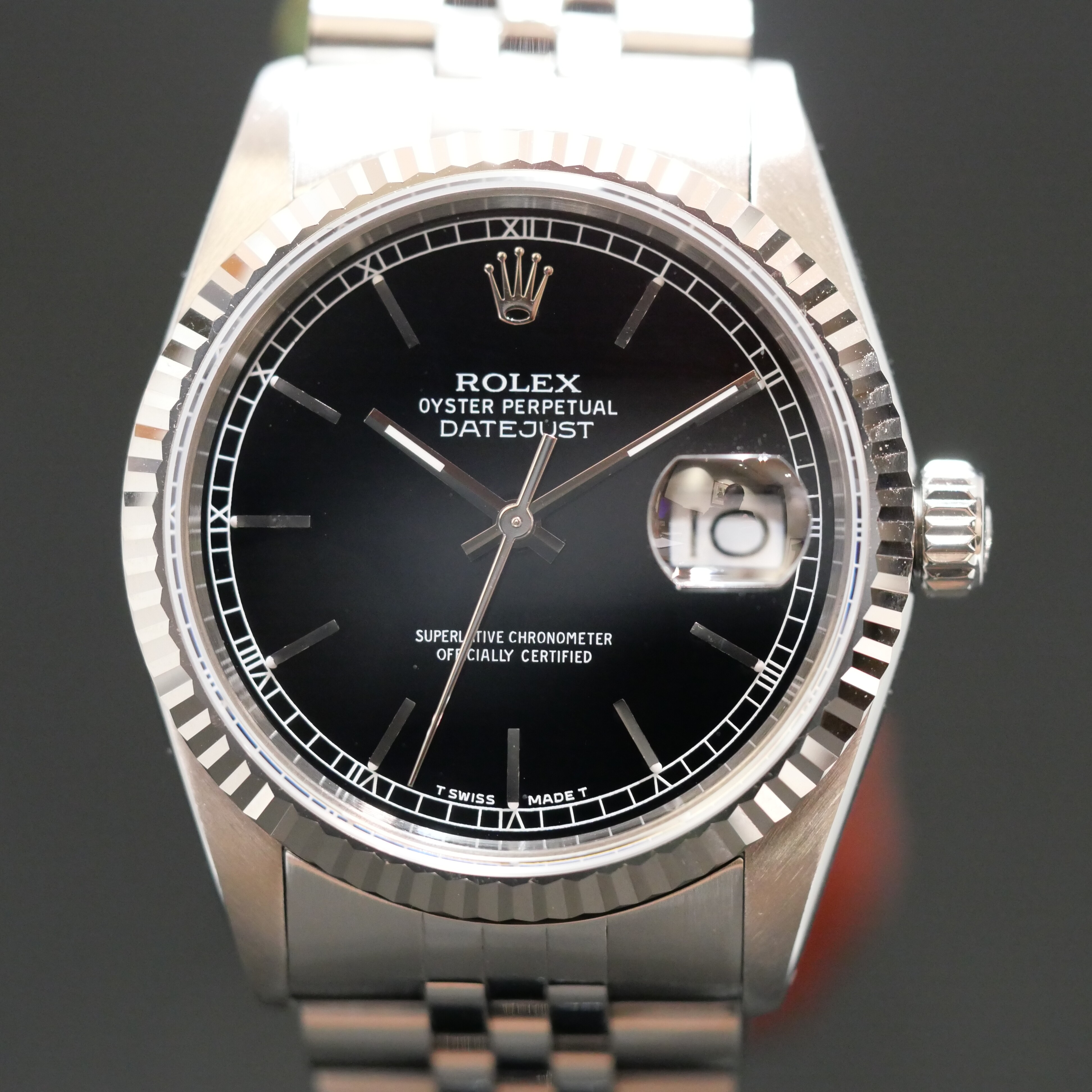 Rolex Datejust 36 Black Dial vue 2