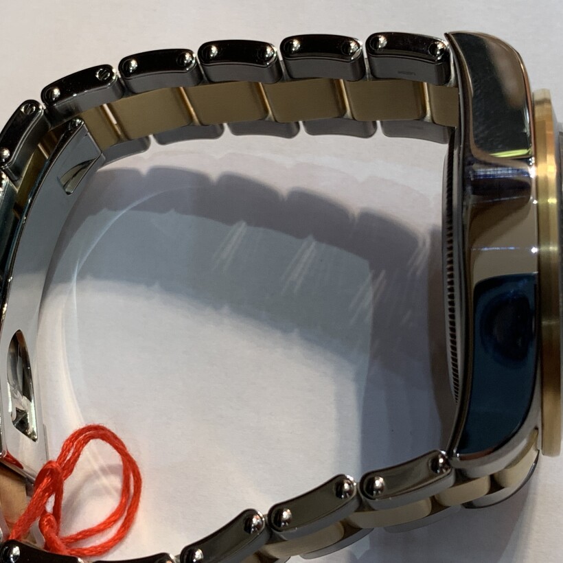 Montre TUDOR Black Bay Chrono S&G boîtier en acier 41 mm, bracelet en acier et or jaune