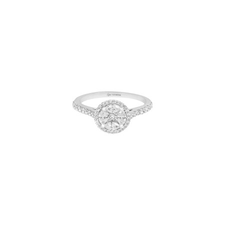 Bague type solitaire or blanc diamants illusion