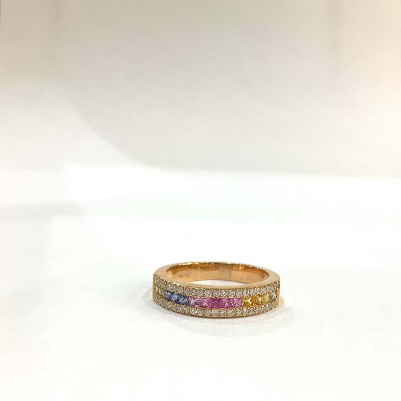 Bague or rose saphirs multicolores et diamants